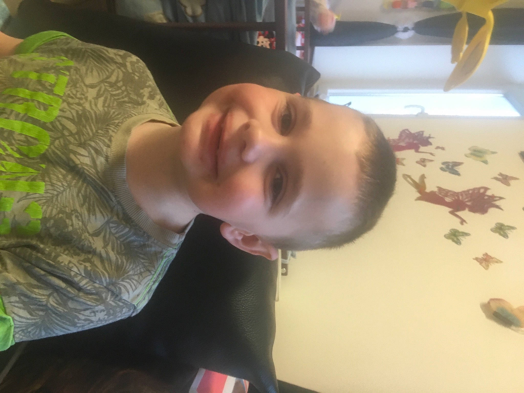 Kendji participe au concours pour gagner de l'argent avec cette photo : baby, cheek, chest, child, ear, elbow, forehead, fun, happy, jaw, joy, laugh, mouth, neck, nose, pattern, person, room, skin, smile