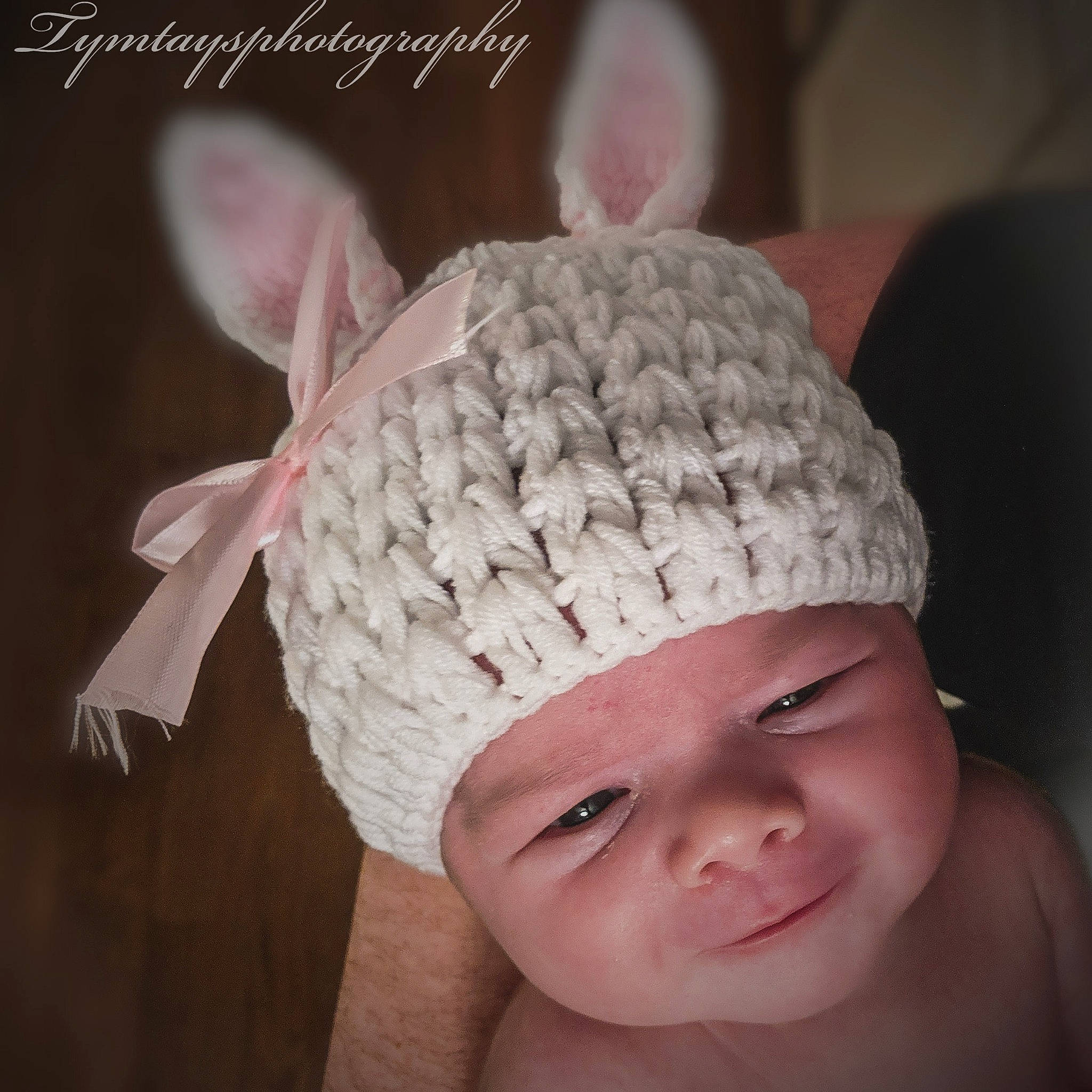 Raeynah is registered to the contest to win money with this photo: baby, beanie, bonnet, cap, child, clothing, costume_accessory, crochet, ear, fashion_accessory, fawn, hat, head, headgear, headwear, knit_cap, knitting, organ, person, pink
