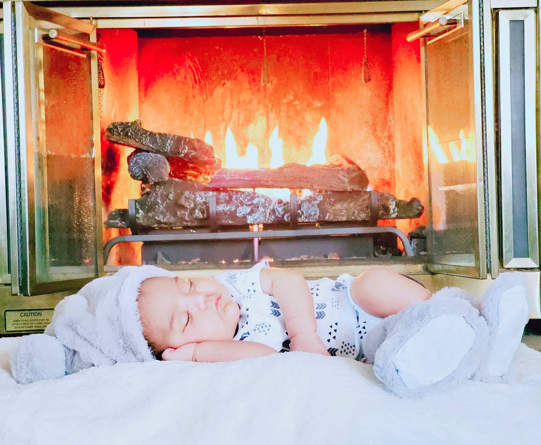 Arian joined the competition — help win amazing prizes! bed, bed_sheet, bedding, bedroom, comfort, furniture, house, interior_design, linens, person, pillow, room, textile