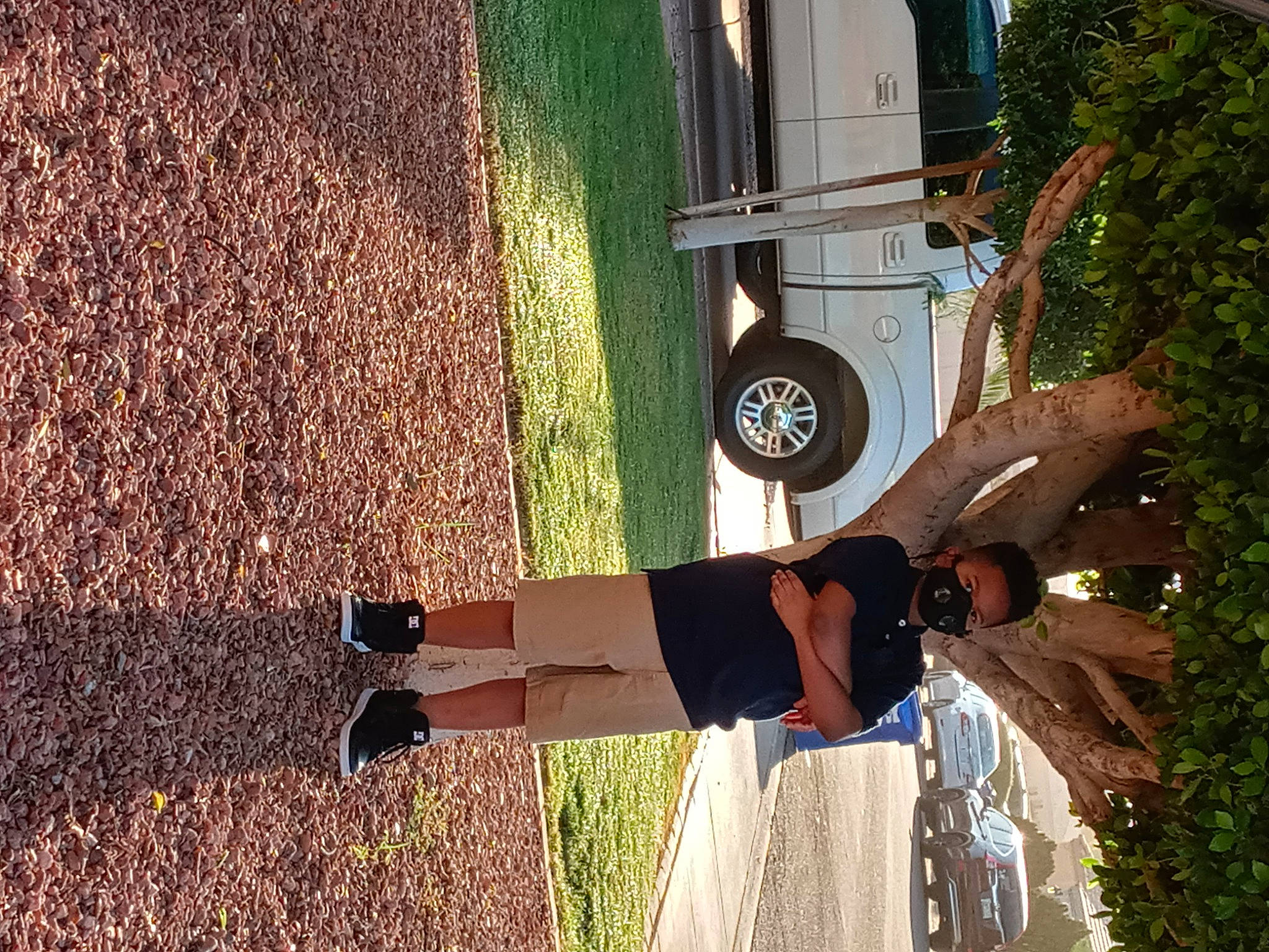 Gregory is registered to the contest to win money with this photo: alloy_wheel, auto_part, automotive_tire, automotive_wheel_system, fender, hubcap, human_leg, outdoor_shoe, person, rim, rolling, shadow, shoe, sneakers, synthetic_rubber, tints_and_shades, tire_care, tread, vehicle_door, walking_shoe