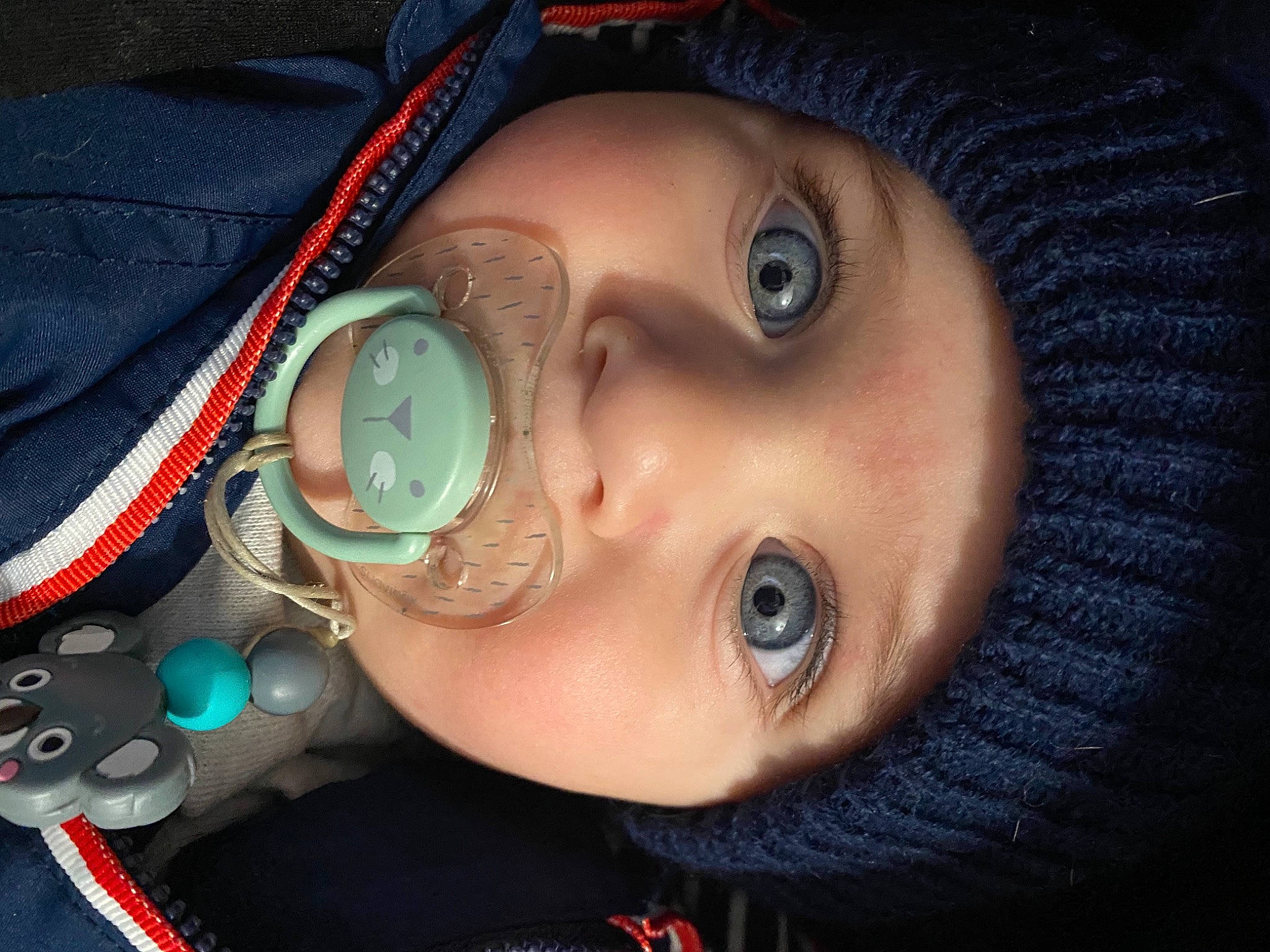 Enes a rejoint le concours — aidez-le/la à gagner de superbes lots ! audio_equipment, azure, black_hair, cap, cheek, child, cool, electric_blue, eyebrow, eyelash, eyewear, headgear, headwear, hearing, iris, lip, mouth, nose, organ, person