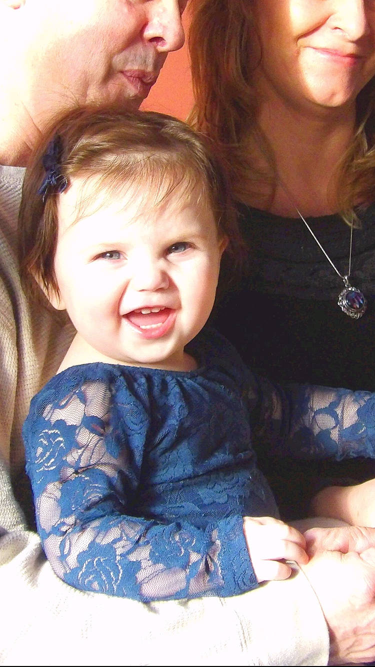 Emmarie is registered to the contest to win money with this photo: baby, brown_hair, cheek, child, daughter, ear, face, facial_expression, fun, gesture, hair, hairstyle, happy, laugh, mother, nose, person, sibling, skin, smile