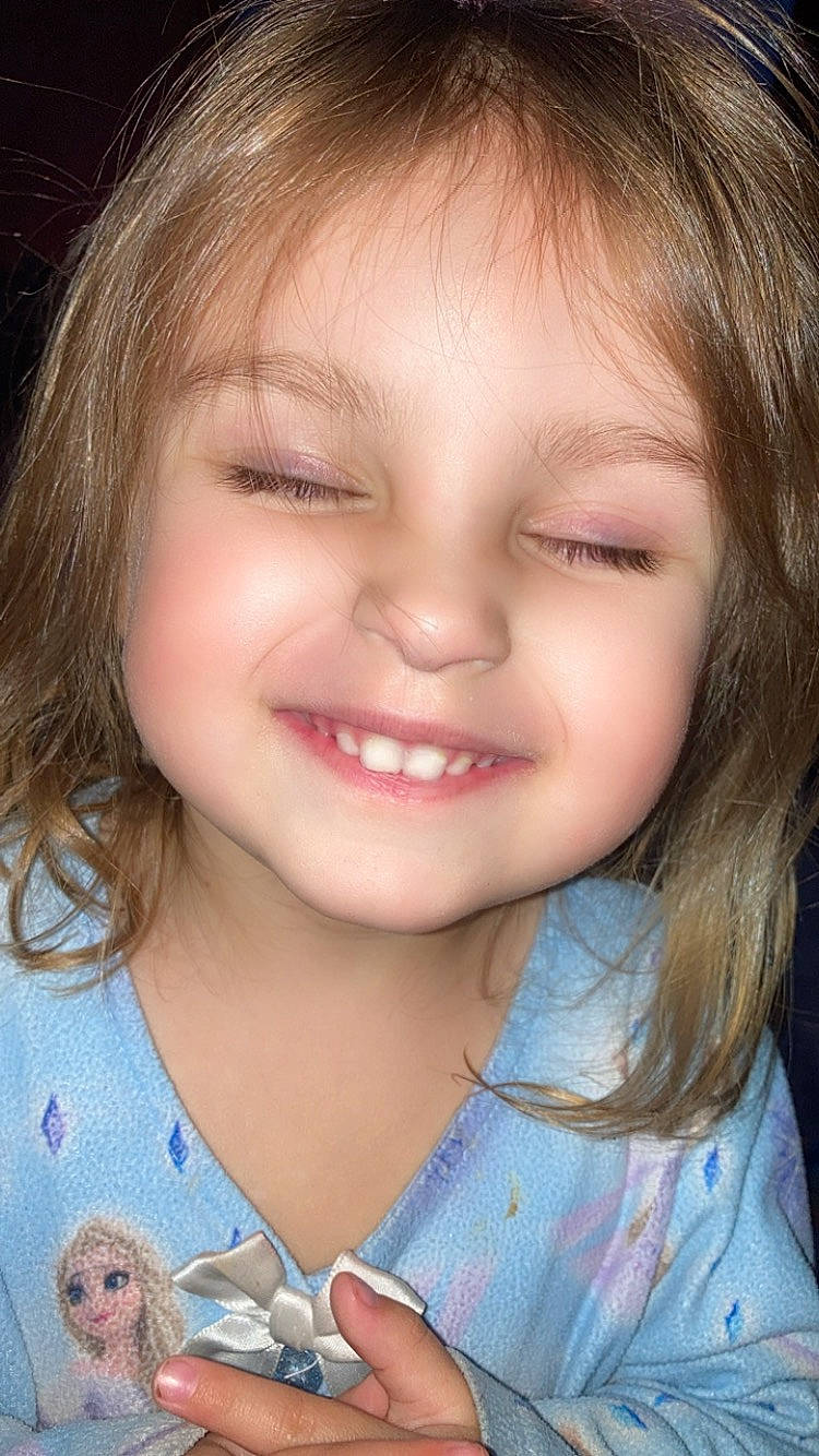 Cheyenne joined the competition — help win amazing prizes! bangs, beauty, cheek, chin, eyebrow, eyelash, flash_photography, forehead, happy, iris, jaw, joy, layered_hair, lip, long_hair, mouth, nose, person, skin, smile