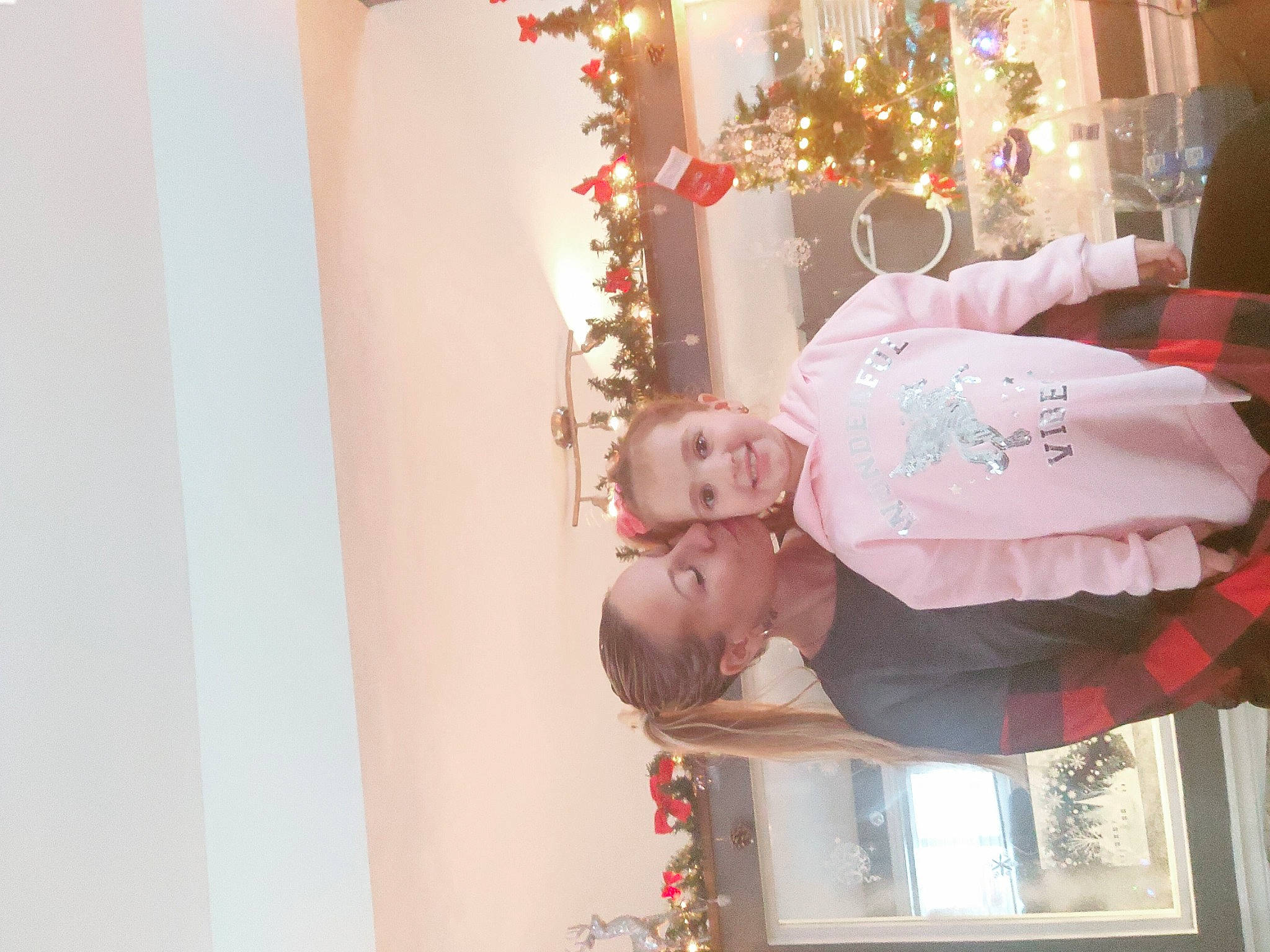 élèna a rejoint le concours — aidez-le/la à gagner de superbes lots ! child, christmas, christmas_decoration, christmas_eve, christmas_ornament, decoration, dress, event, fun, happy, holiday, joy, ornament, peach, person, pink, plant, room, toddler, tradition