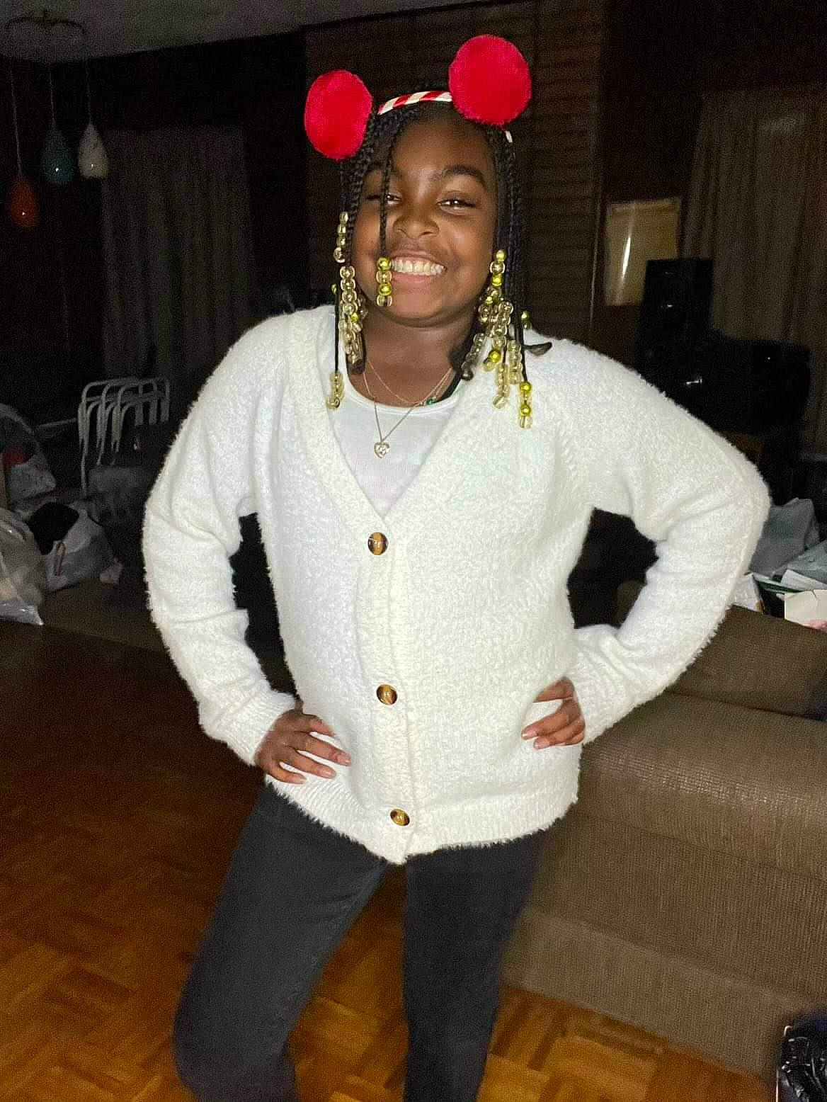 Bria is registered to the contest to win money with this photo: belt, blazer, cap, clothing, curtain, event, fashion, fashion_accessory, fashion_design, flooring, formal_wear, fun, fur, happy, jewellery, joy, necklace, person, smile, textile