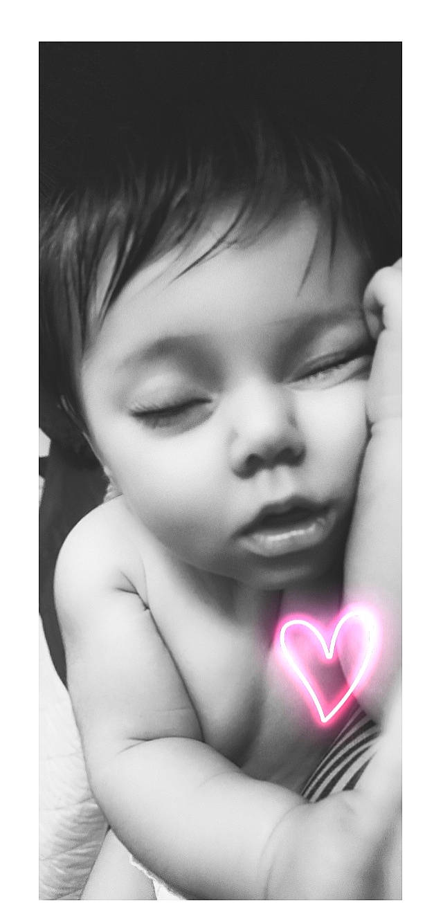 Malya a rejoint le concours — aidez-le/la à gagner de superbes lots ! baby, beauty, cheek, child, chin, ear, eye, eyebrow, eyelash, flash_photography, gesture, happy, iris, jaw, lip, mouth, neck, nose, person, skin