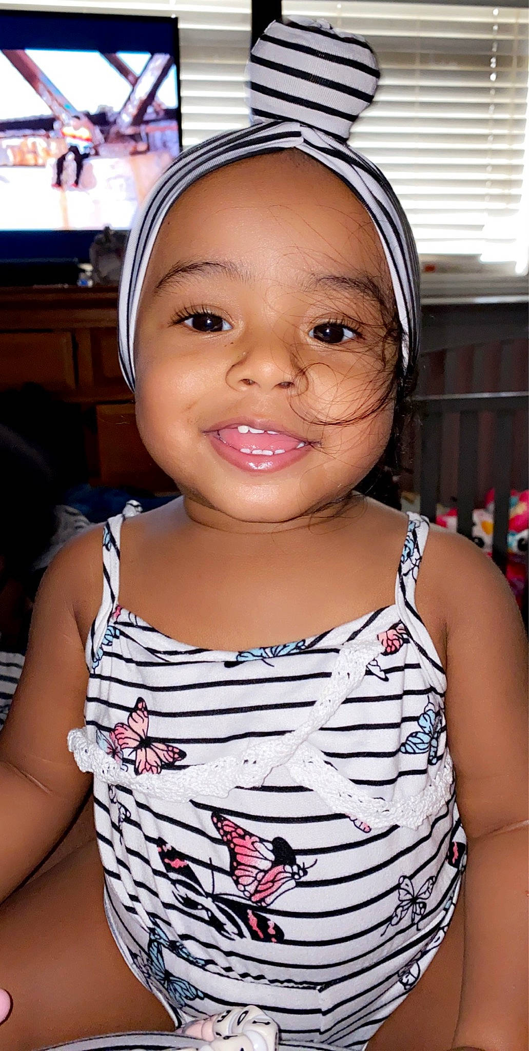 Jaide is registered to the contest to win money with this photo: black_hair, cheek, child, chin, cool, eyebrow, eyelash, facial_expression, forehead, fun, hairstyle, happy, joy, lip, neck, nose, organ, person, pink, skin