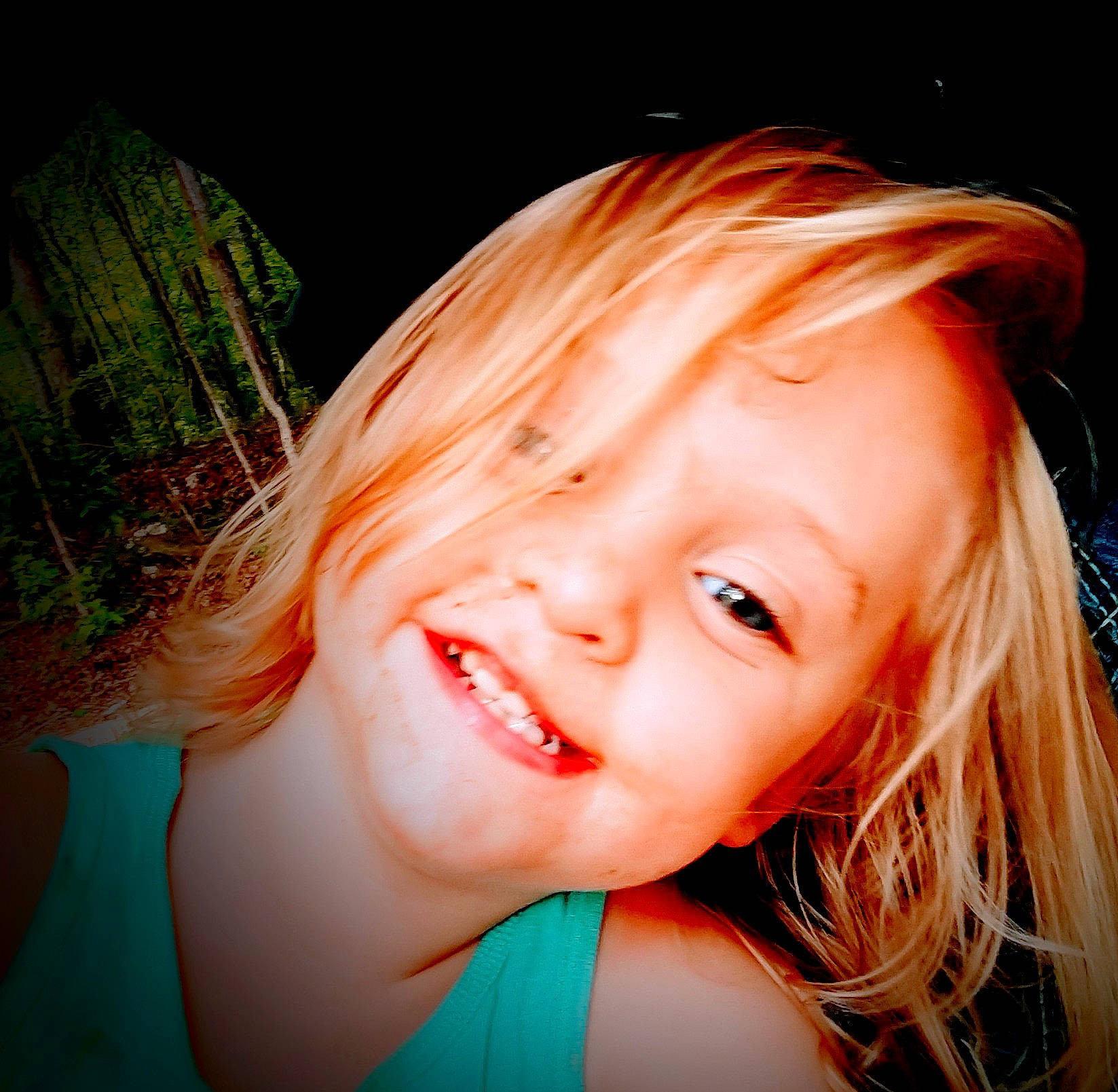 Heavenlee is registered to the contest to win money with this photo: beauty, blond, cheek, child, chin, eye, face, facial_expression, hair, hairstyle, head, joy, lip, mouth, nose, organ, person, red, red_hair, skin