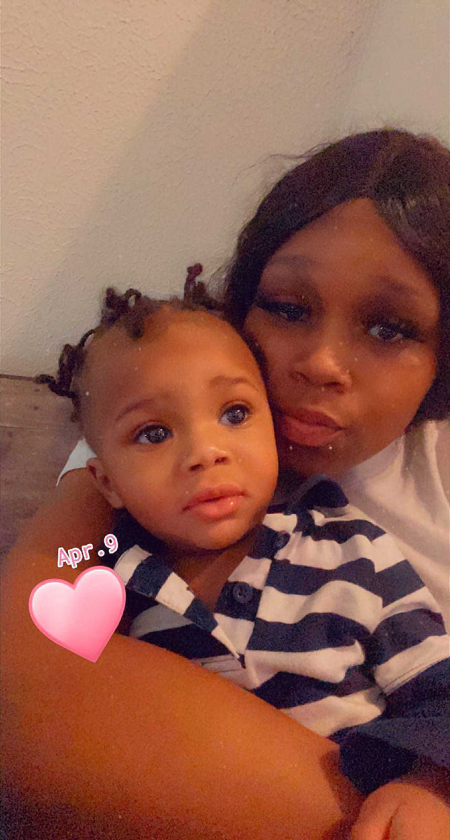 Egyptian is registered to the contest to win money with this photo: black_hair, cheek, child, chin, comfort, ear, eyebrow, eyelash, face, forehead, fun, gesture, happy, iris, lip, nose, person, room, selfie, skin