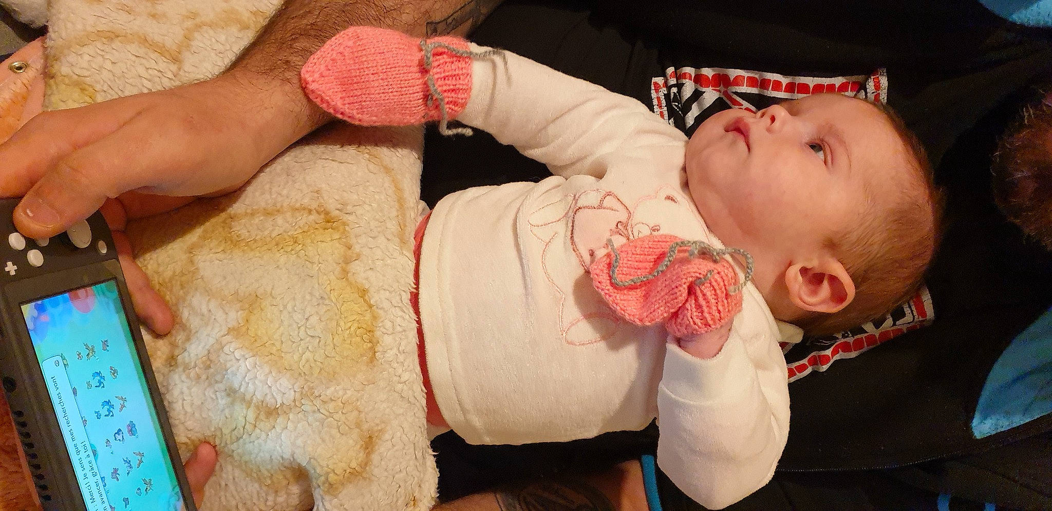 Heloise participe au concours pour gagner de l'argent avec cette photo : baby, cheek, child, ear, nose, person, pink, skin, toddler