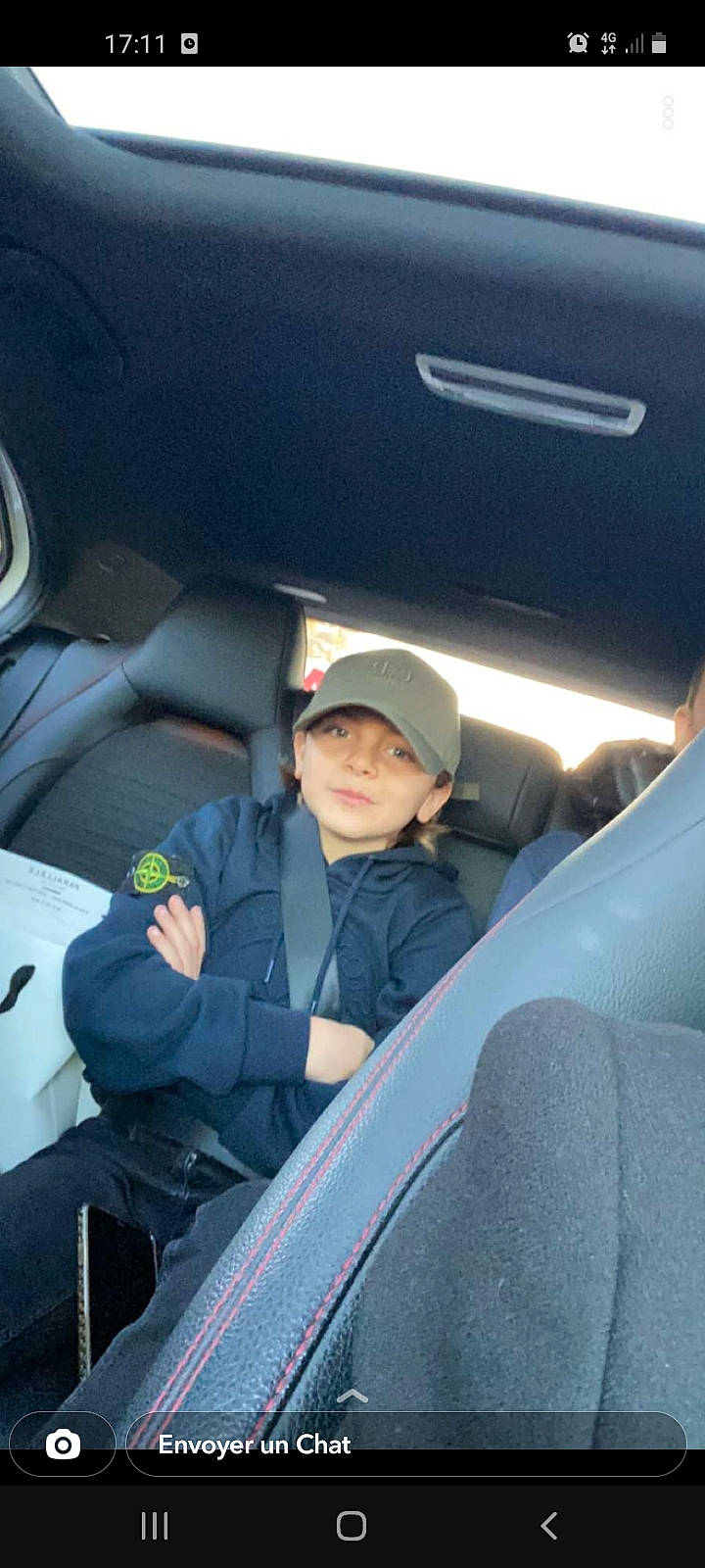 Christian a rejoint le concours — aidez-le/la à gagner de superbes lots ! air_travel, airline, auto_part, automotive_design, automotive_exterior, automotive_window_part, car, car_seat, car_seat_cover, comfort, family_car, head_restraint, headwear, luxury_vehicle, mid_size_car, motor_vehicle, person, personal_luxury_car, seat_belt, toddler