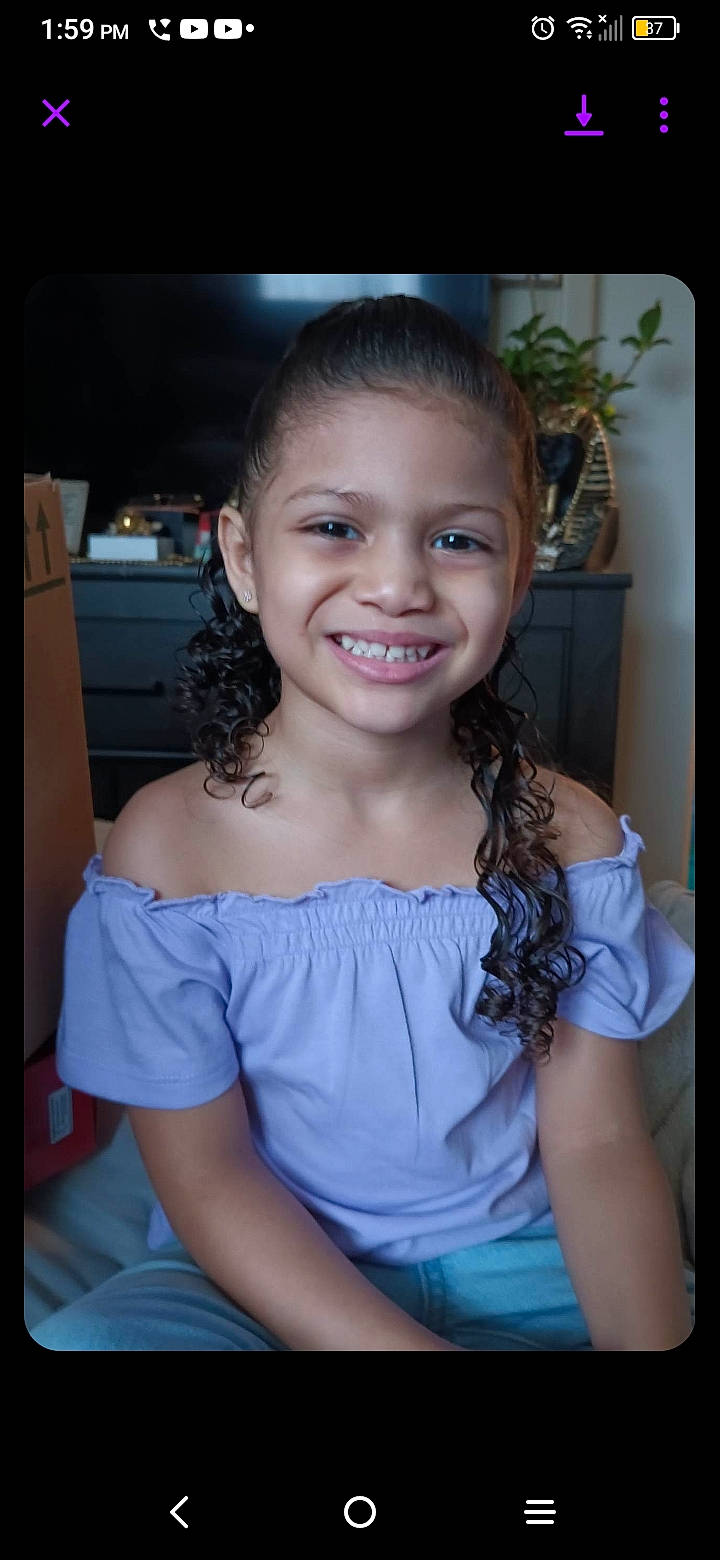 Indializ is registered to the contest to win money with this photo: blond, brown_hair, child, electric_blue, event, eyebrow, eyelash, flash_photography, formal_wear, fun, hair, happy, head, houseplant, iris, joy, long_hair, makeover, neck, person