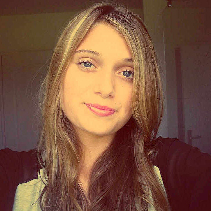 Salomé participe au concours pour gagner de l'argent avec cette photo :