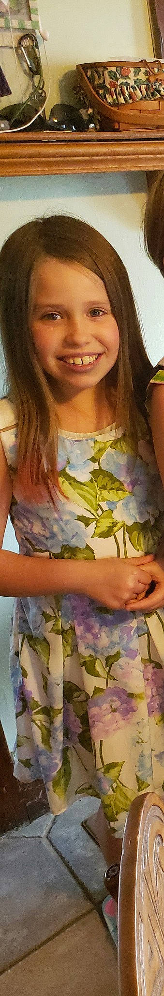 Lyrica joined the competition — help win amazing prizes! abdomen, chest, flower, hand, joy, neck, person, plant, t_shirt, top, trunk, waist