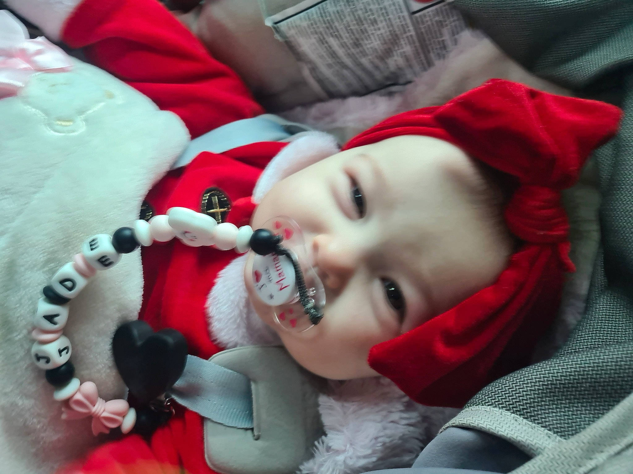 Jade participe au concours pour gagner de l'argent avec cette photo : baby, cheek, chin, comfort, eye, eyebrow, eyelash, fun, happy, headgear, headwear, lip, lipstick, mouth, nose, person, red, skin, smile, textile