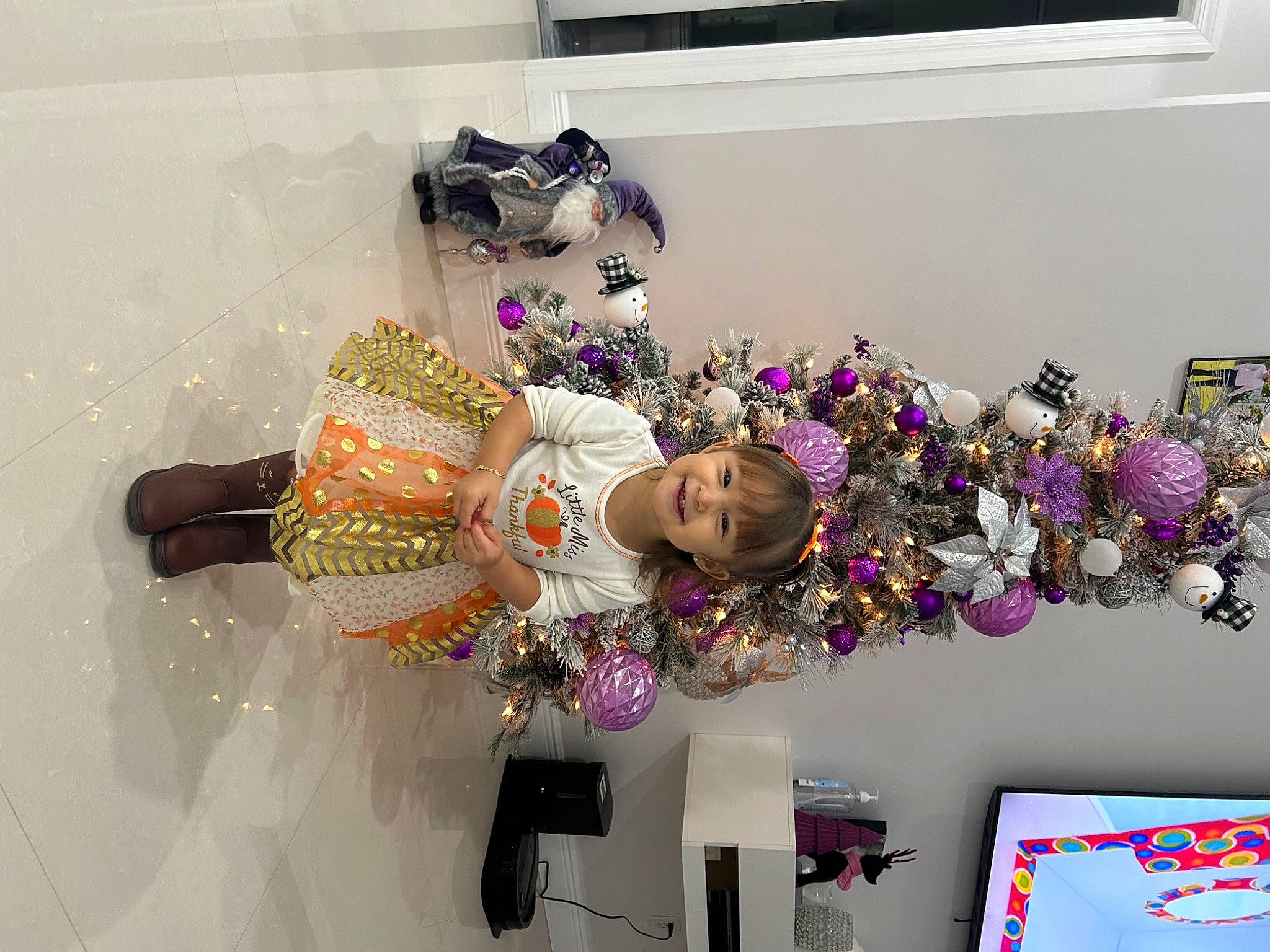 Emery joined the competition — help win amazing prizes! art, artificial_flower, cut_flowers, event, fashion_design, floral_design, floristry, flower, flower_arranging, flowerpot, houseplant, joy, magenta, person, picture_frame, pink, plant, purple, room, rose