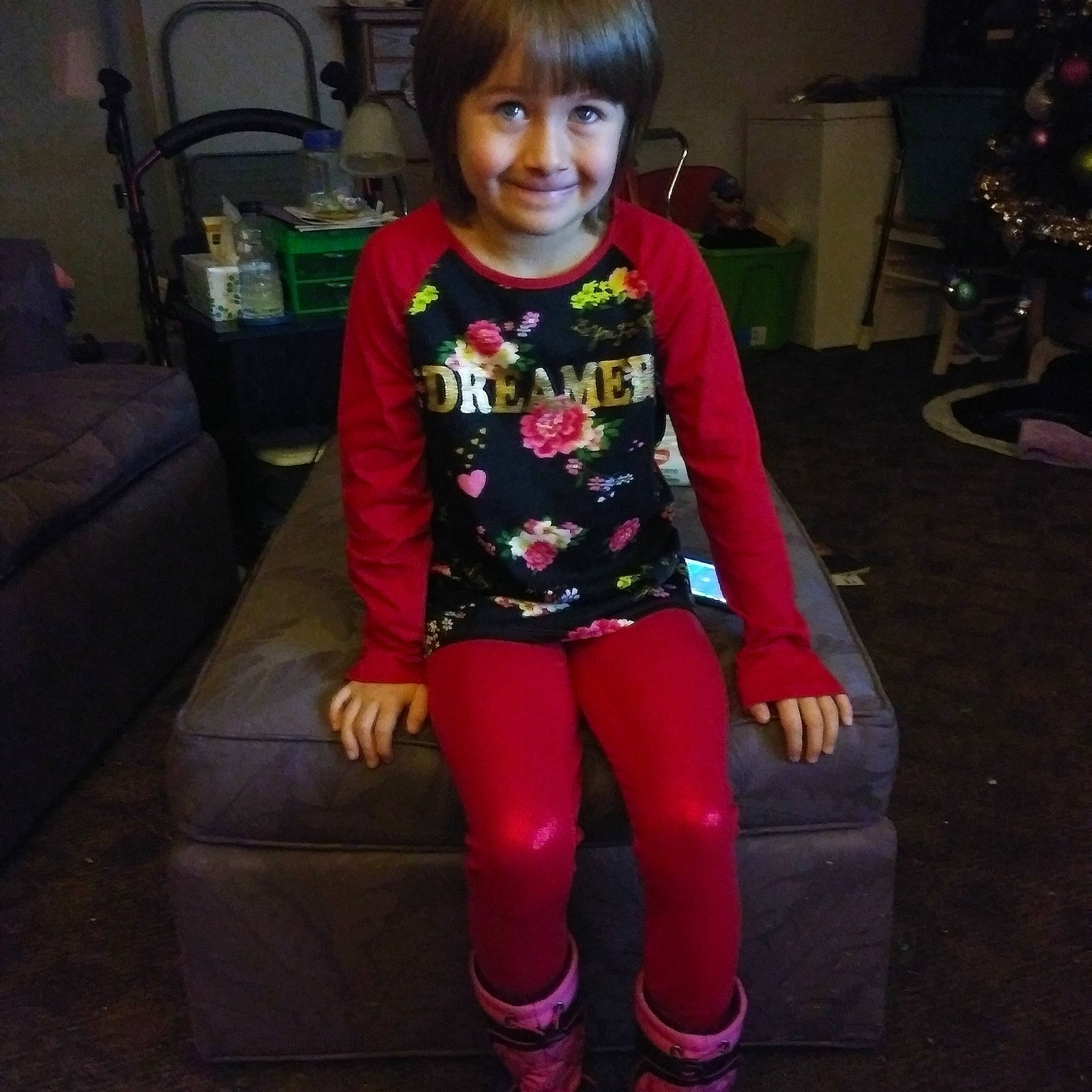 Heavyn is registered to the contest to win money with this photo: arm, child, cool, costume, day, footwear, fun, girl, human_body, jeans, joy, leg, outerwear, person, pink, product, red, shoe, standing, textile