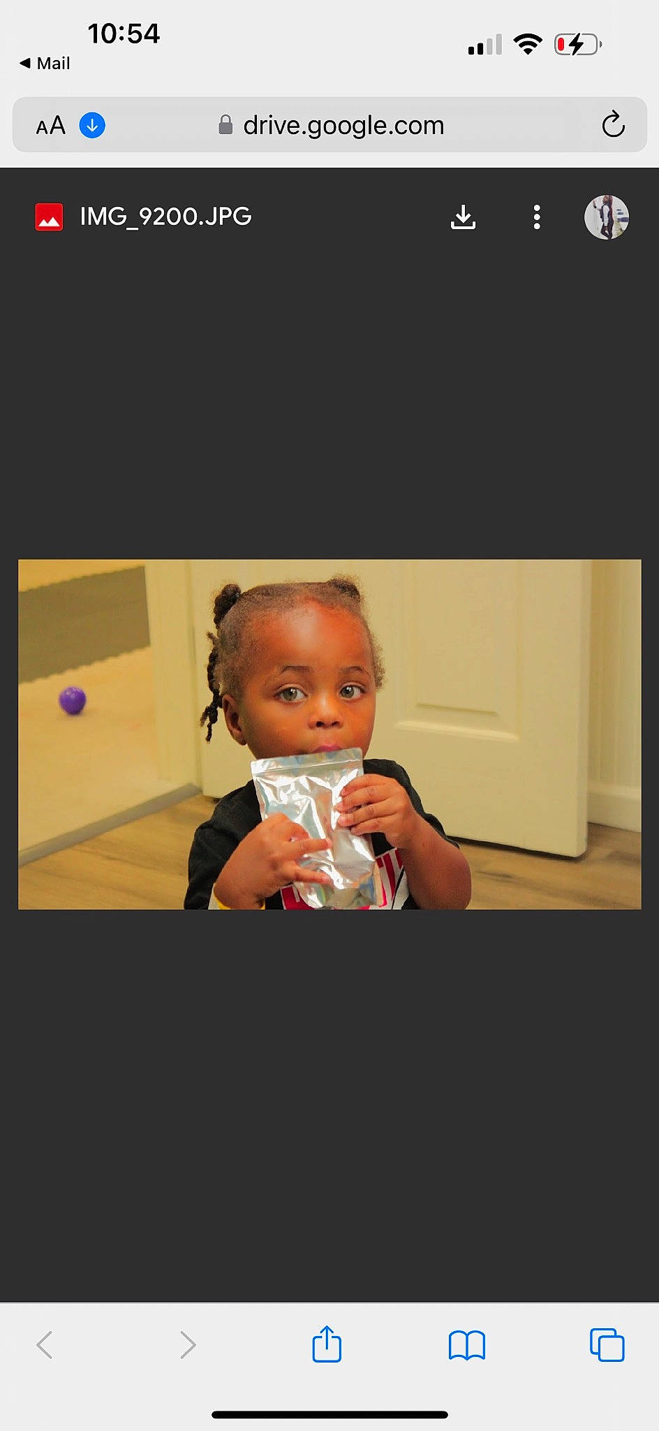 Kuqwan is registered to the contest to win money with this photo: audio_equipment, baby, child, display_device, eyelash, flash_photography, flat_panel_display, flooring, font, fun, gadget, gesture, media, multimedia, person, photo_caption, presentation, room, sitting, toddler