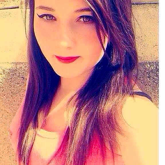 Mélaine participe au concours pour gagner de l'argent avec cette photo :