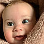 Haïvie a rejoint le concours — aidez-le/la à gagner de superbes lots ! baby, blanket, child, close_up, comfort, cozy, cute, expression, eyelashes, eyes, face, indoors, infant, pink, portrait, skin, smile, soft_texture, warm, young