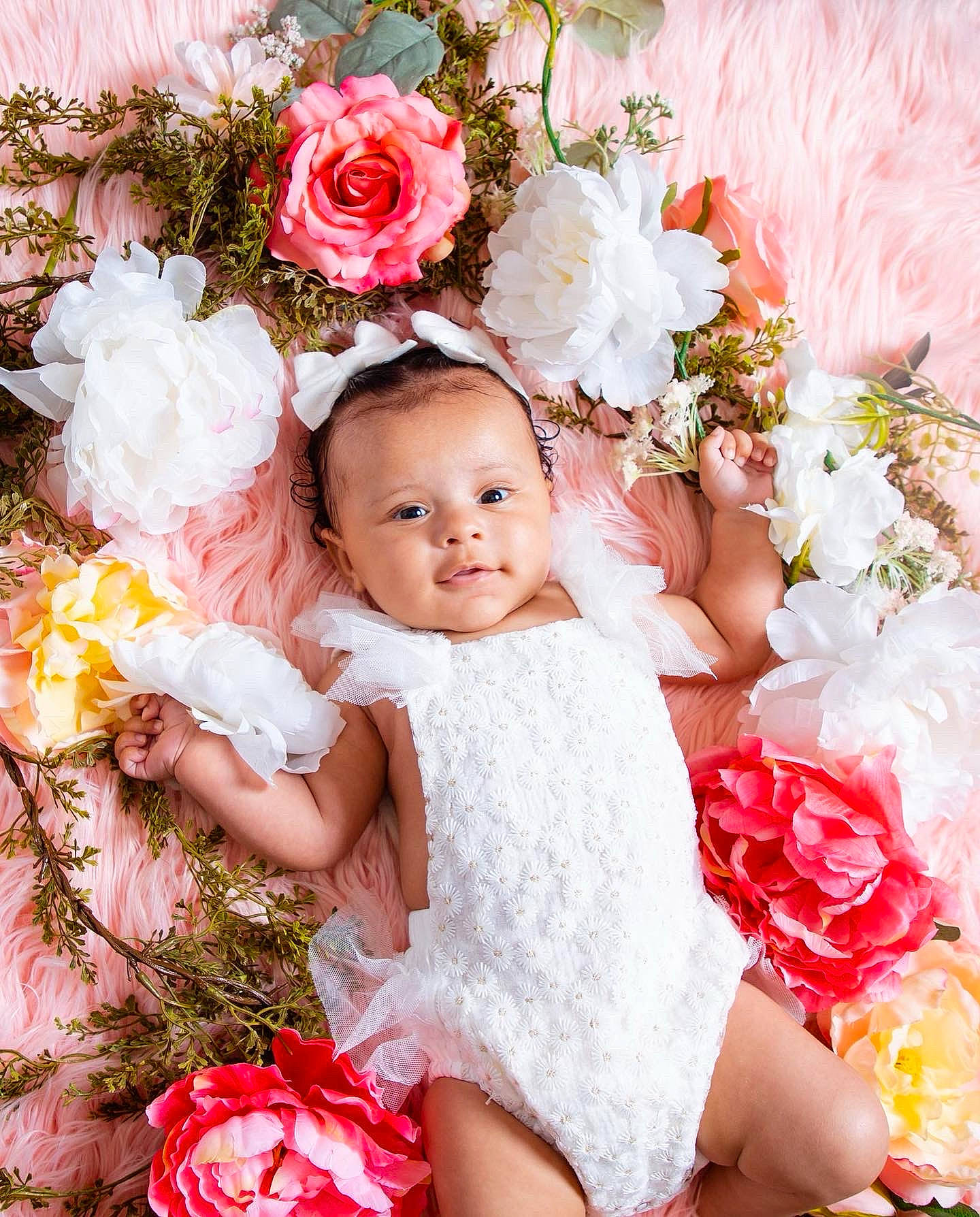 Evee is registered to the contest to win money with this photo: baby_toddler_clothing, beauty, bouquet, child, dress, flower, flower_arranging, hand, happy, headpiece, person, petal, photograph, pink, plant, red, rose, skin, toddler, wedding_ceremony_supply