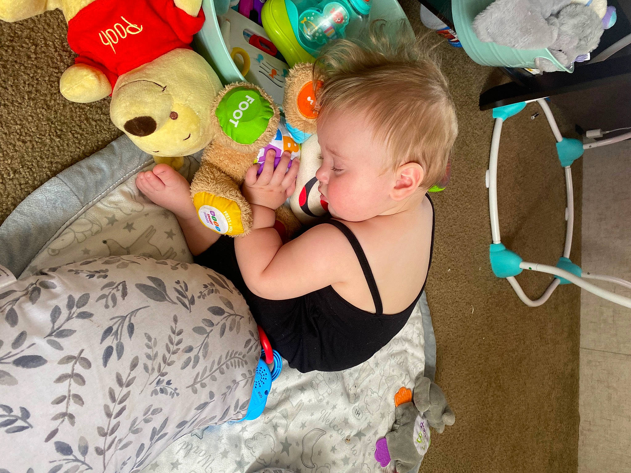 Paislee is registered to the contest to win money with this photo: baby, baby_playing_with_toys, baby_products, baby_toddler_clothing, child, comfort, event, foot, fun, happy, holiday, leisure, nail, pattern, person, play, sharing, sitting, t_shirt, toddler