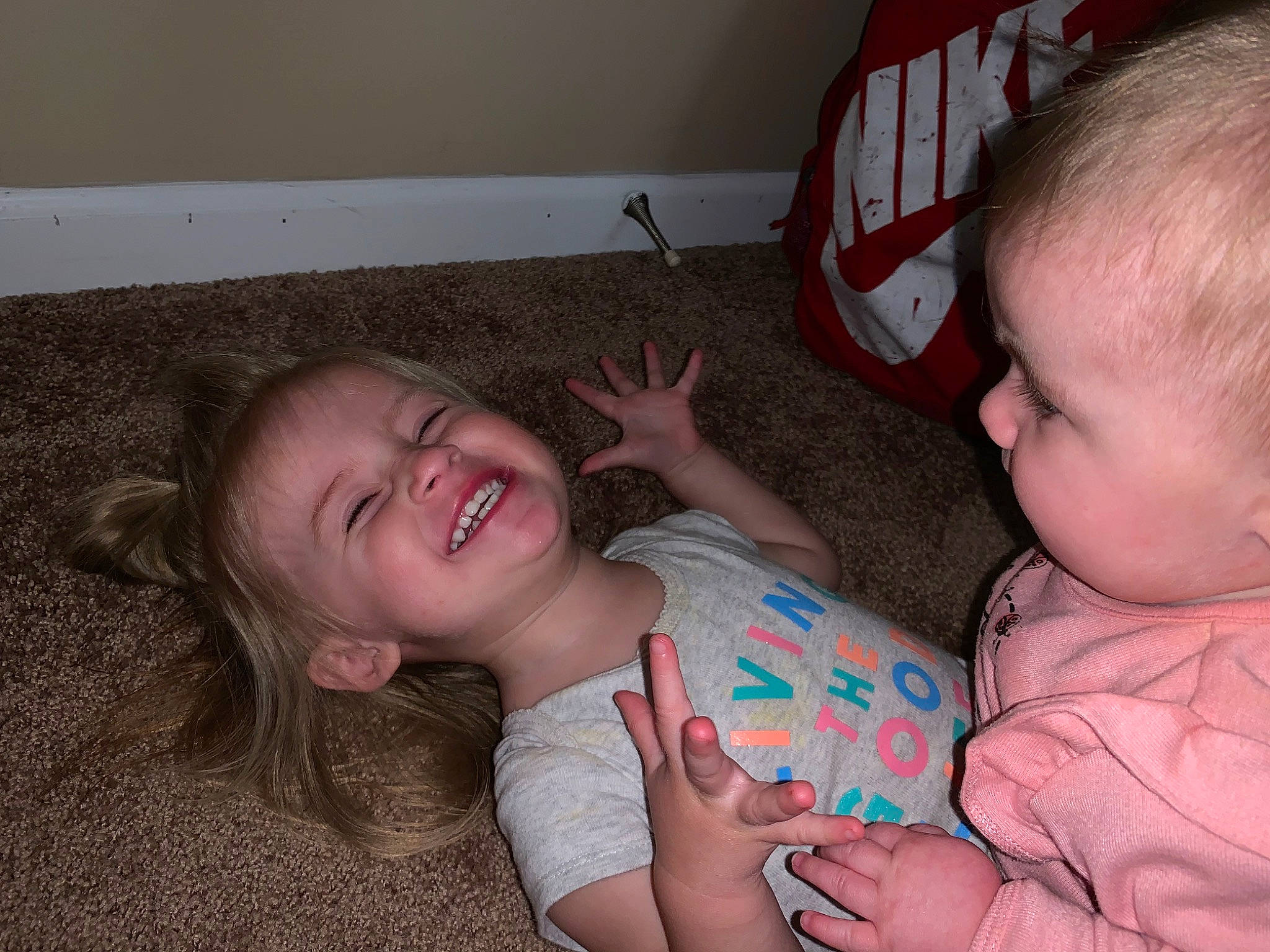 Lively is registered to the contest to win money with this photo: baby, bedtime, birth, cheek, child, ear, eye, face, facial_expression, finger, fun, head, iris, joy, mouth, neck, nose, person, skin, smile