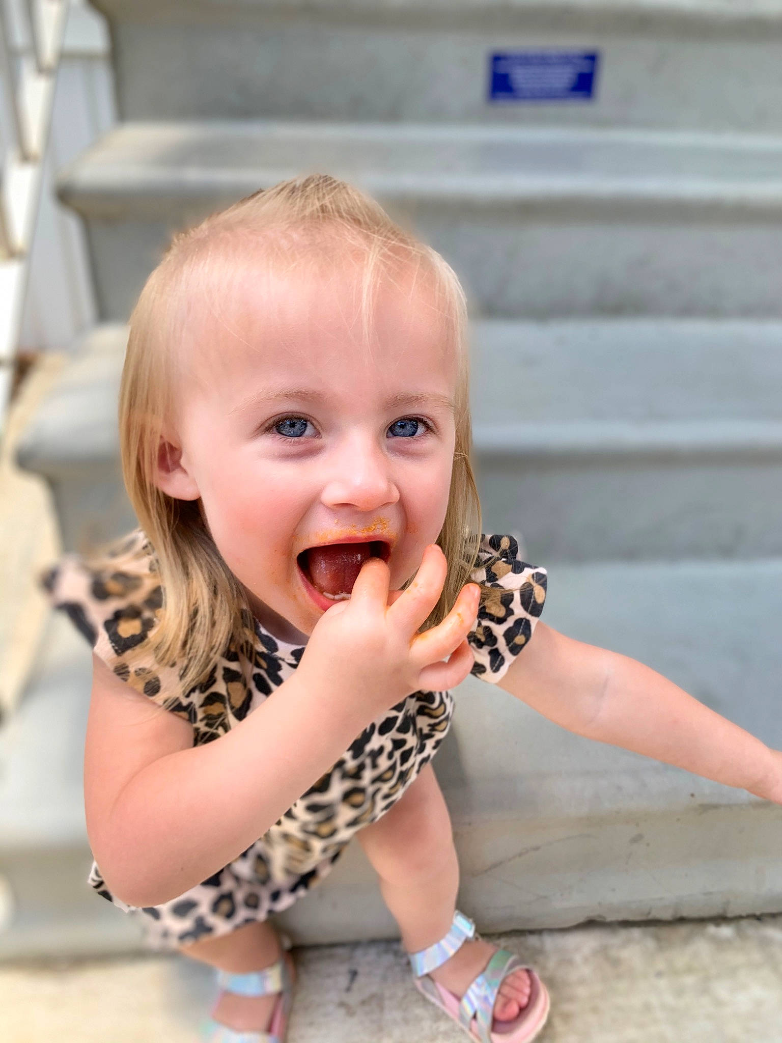 Lively is registered to the contest to win money with this photo: baby, baby_toddler_clothing, child, child_model, design, pattern, person, polka_dot, smile, toddler