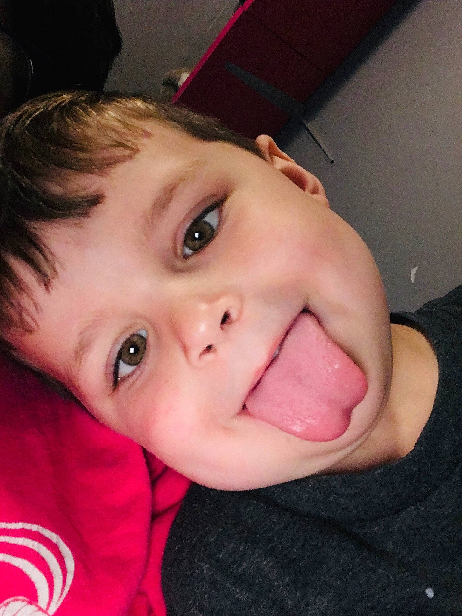 Bentlee is registered to the contest to win money with this photo: black_hair, cheek, cool, ear, eye, eyebrow, eyelash, finger, forehead, gesture, happy, iris, jaw, joy, lip, mouth, neck, nose, person, pink