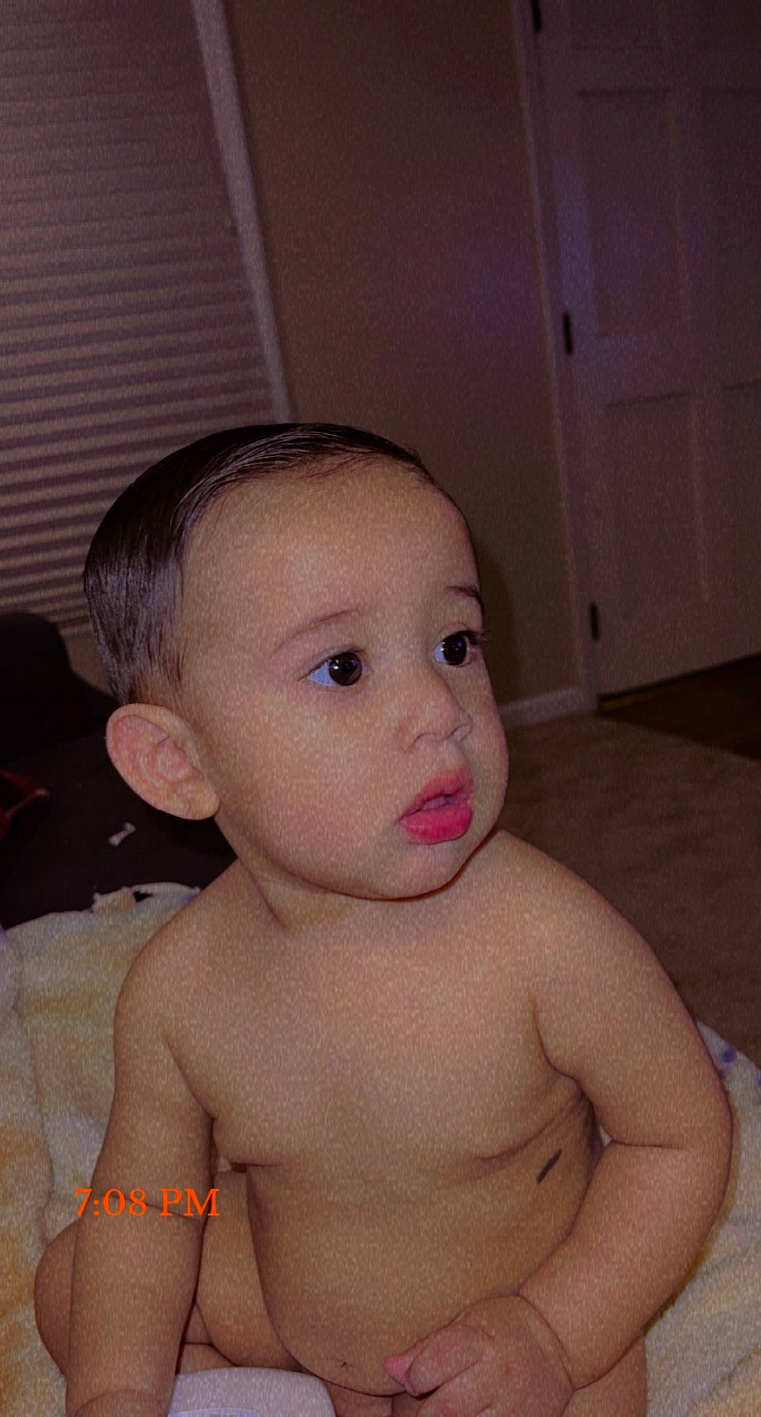 Rayan is registered to the contest to win money with this photo: arm, baby, cheek, chest, door, ear, eye, eyebrow, eyelash, finger, forehead, human_body, iris, jaw, lip, mouth, neck, no_expression, nose, person