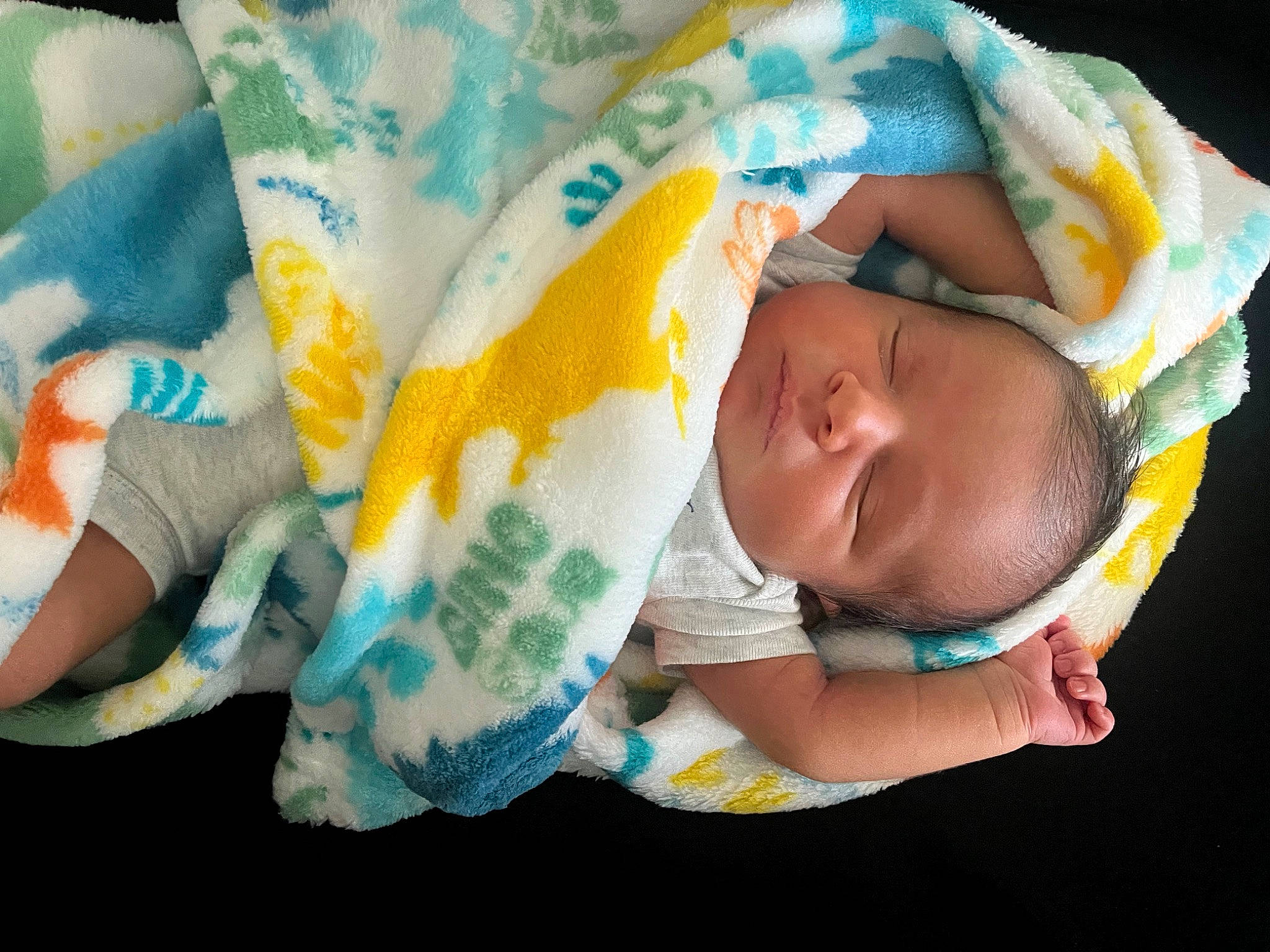 Wynston joined the competition — help win amazing prizes! baby, baby_products, baby_safety, baby_sleeping, baby_toddler_clothing, bedtime, blanket, child, comfort, finger, hand, linens, nap, person, room, sleep, toddler