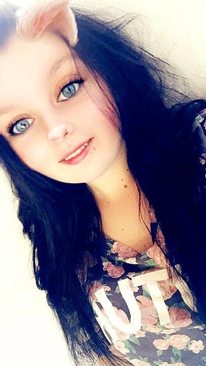 Stesey a rejoint le concours — aidez-le/la à gagner de superbes lots ! beauty, black_hair, blue, brown_hair, eye, face, girl, hair, hairstyle, image, joy, lady, long_hair, model, person, photo_shoot, photograph, photography, portrait, skin