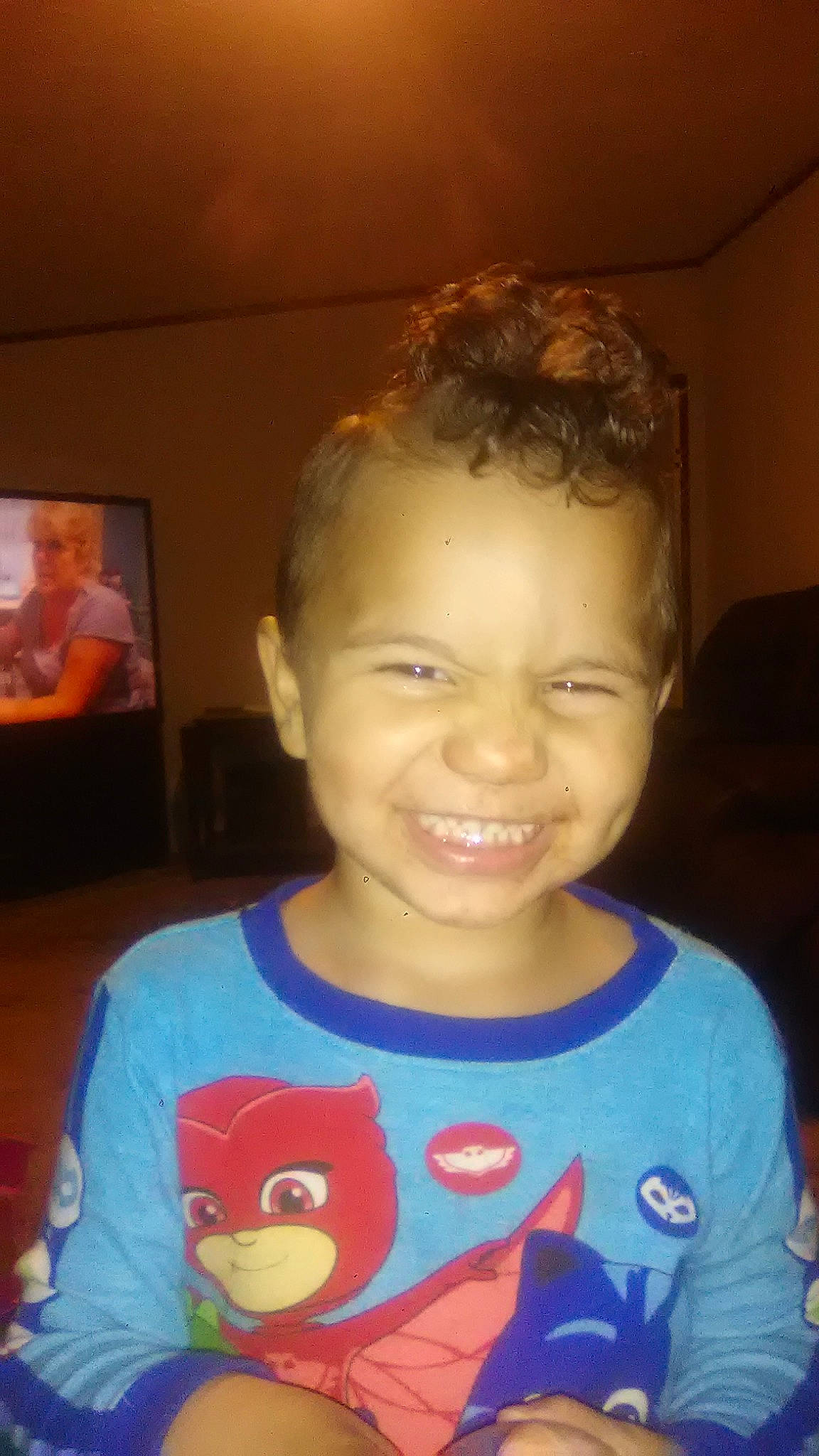 Darian is registered to the contest to win money with this photo: boy, cheek, child, chin, day, eye, eyebrow, face, facial_expression, forehead, fun, hair, hairstyle, head, human_hair_color, joy, nose, person, skin, smile