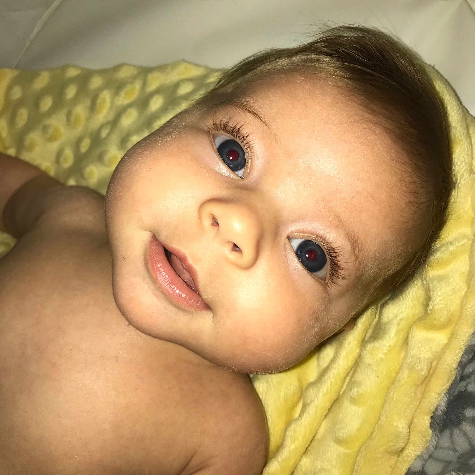 Zahra is registered to the contest to win money with this photo: baby, beauty, cheek, child, chin, close_up, ear, eye, eyebrow, face, forehead, head, iris, lip, mouth, neck, nose, person, skin, smile