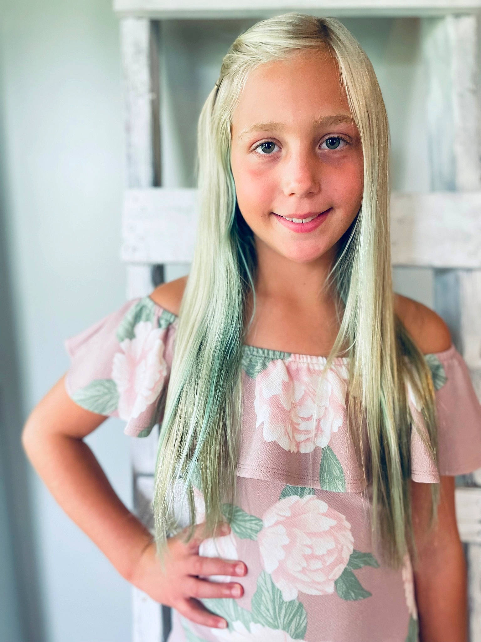 Kaylee Saumer joined the competition — help win amazing prizes! blond, brown_hair, day_dress, eye, eyelash, face, fashion_design, hair, happy, head, iris, jewellery, joy, layered_hair, long_hair, makeover, neck, person, pink, skin