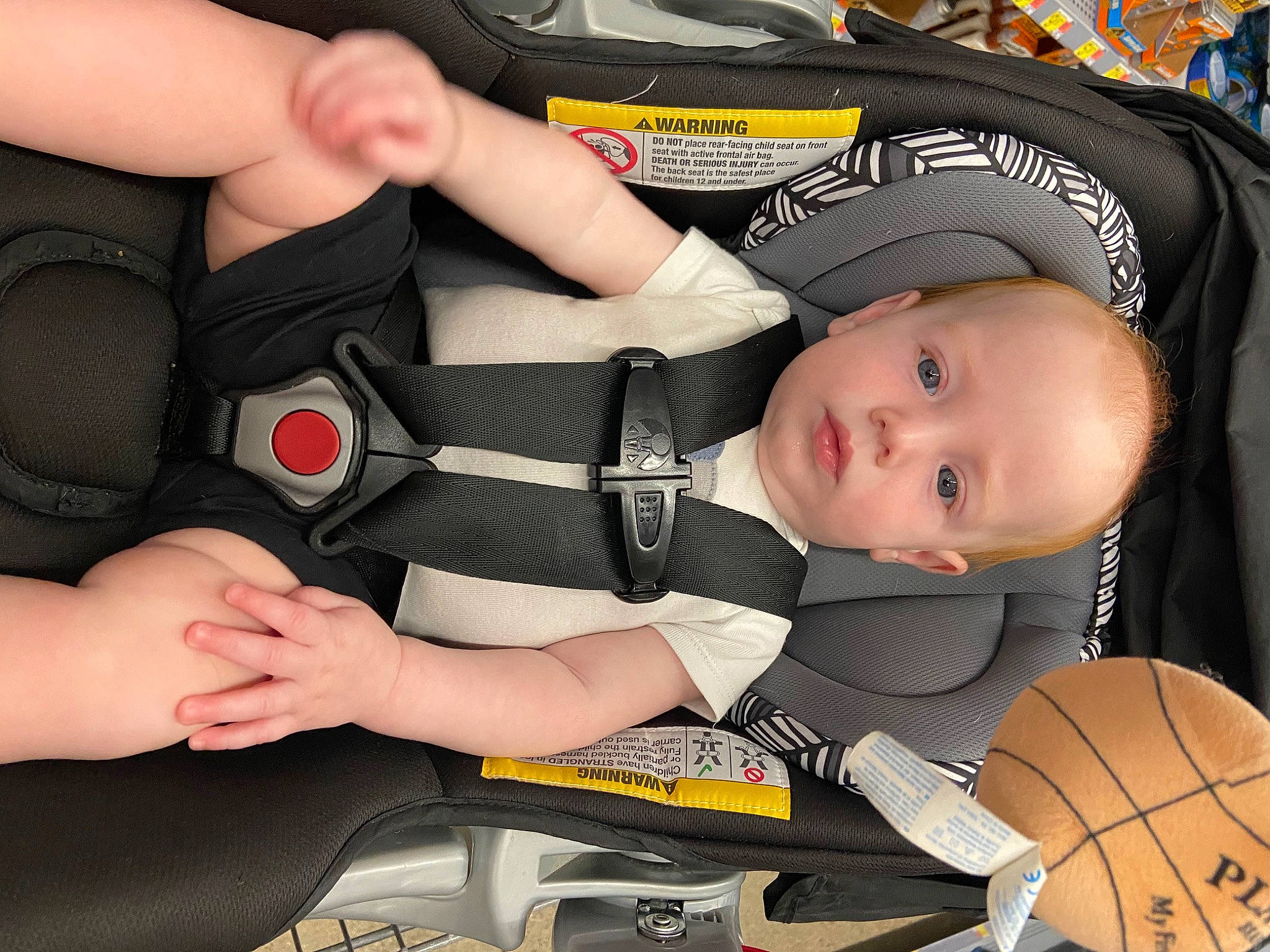 Axel is registered to the contest to win money with this photo: auto_part, baby, baby_carriage, baby_in_car_seat, baby_products, baby_toddler_clothing, black, car_seat, carmine, child, comfort, fashion_accessory, gesture, nail, person, personal_protective_equipment, product, service, thumb, toddler