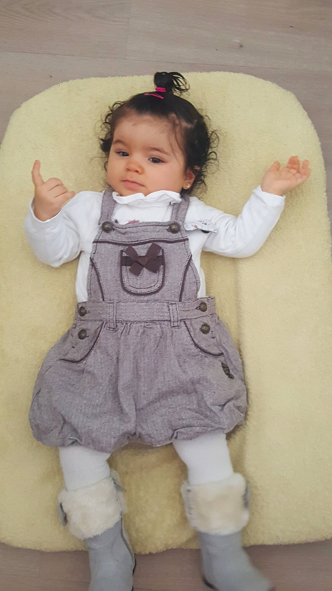 Sheyenne a rejoint le concours — aidez-le/la à gagner de superbes lots ! baby, baby_toddler_clothing, cheek, child, nose, person, pink, product, skin, toddler