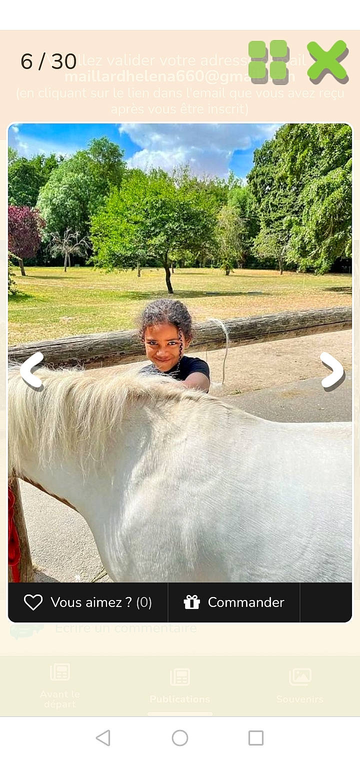 Guelhena participe au concours pour gagner de l'argent avec cette photo : adaptation, bovine, ecoregion, grass, grassland, happy, horse, joy, landscape, livestock, pack_animal, pasture, person, photo_caption, plant, recreation, rural_area, sky, smile, travel