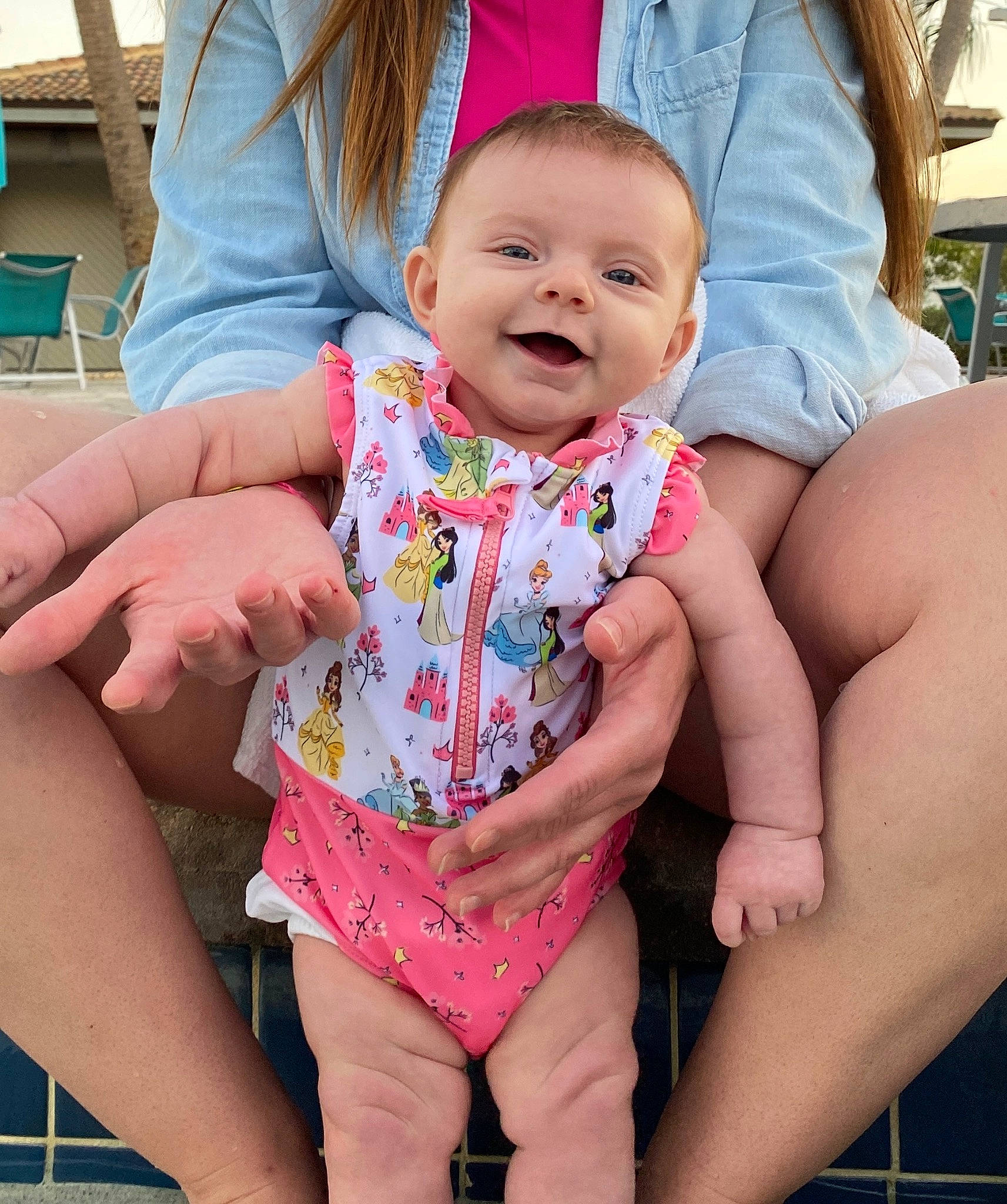 Londyn joined the competition — help win amazing prizes! baby_toddler_clothing, cheek, face, facial_expression, gesture, hand, happy, head, human, human_body, joint, leg, mouth, muscle, neck, person, shoulder, skin, sleeve, smile