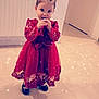 Lynayïa participe au concours pour gagner de l'argent avec cette photo : adorable, black_shoes, bow, braided_hairstyle, child, doorway, dress_lace, handbag, hands_to_mouth, indoor, party_outfit, portrait, radiator, red_dress, smiling, sparkles_filter, standing, tiled_floor, toddler, wall