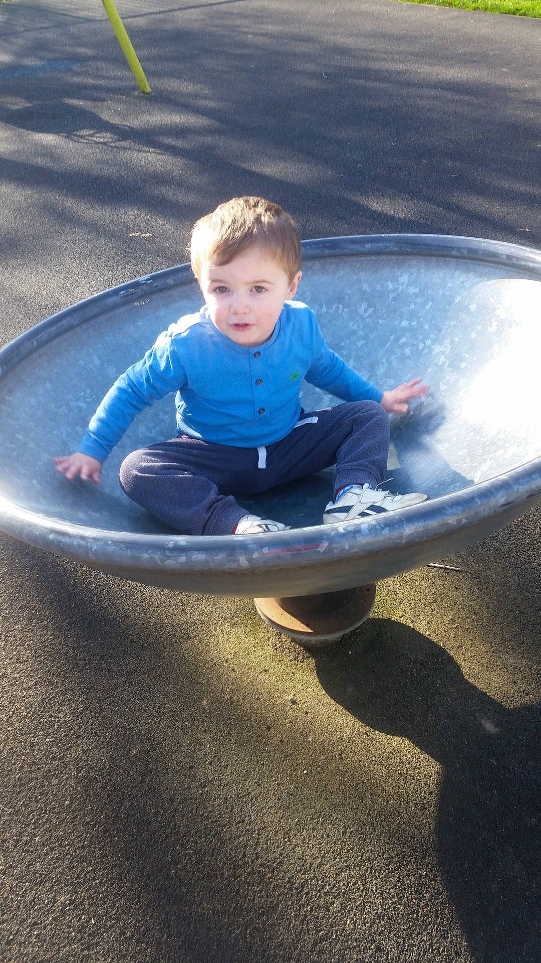 Ryan is registered to the contest to win money with this photo: blue, human_positions, paddle, surfboard, surfing_equipment_and_supplies, water_sport, wheel