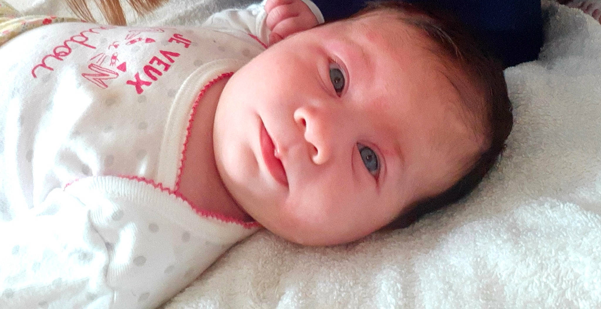 Candyce a rejoint le concours — aidez-le/la à gagner de superbes lots ! baby, bedtime, cheek, child, chin, close_up, eye, face, head, lip, mouth, nose, person, portrait_photography, skin, toddler