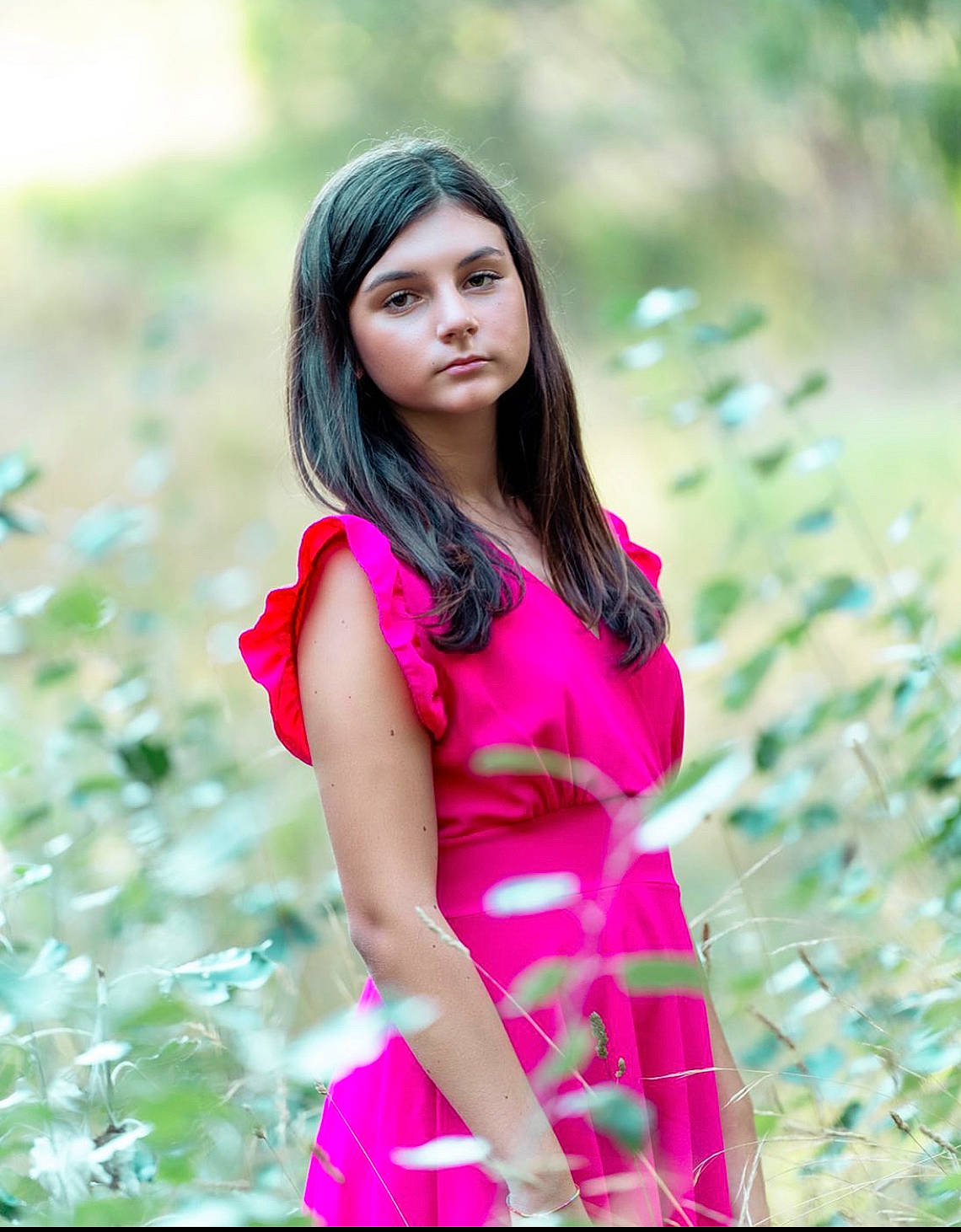 Anghjulina a rejoint le concours — aidez-le/la à gagner de superbes lots ! beauty, black_hair, day_dress, dress, fashion_model, flash_photography, formal_wear, grass, happy, long_hair, magenta, nature, one_piece_garment, people_in_nature, person, petal, pink, plant, purple, thigh