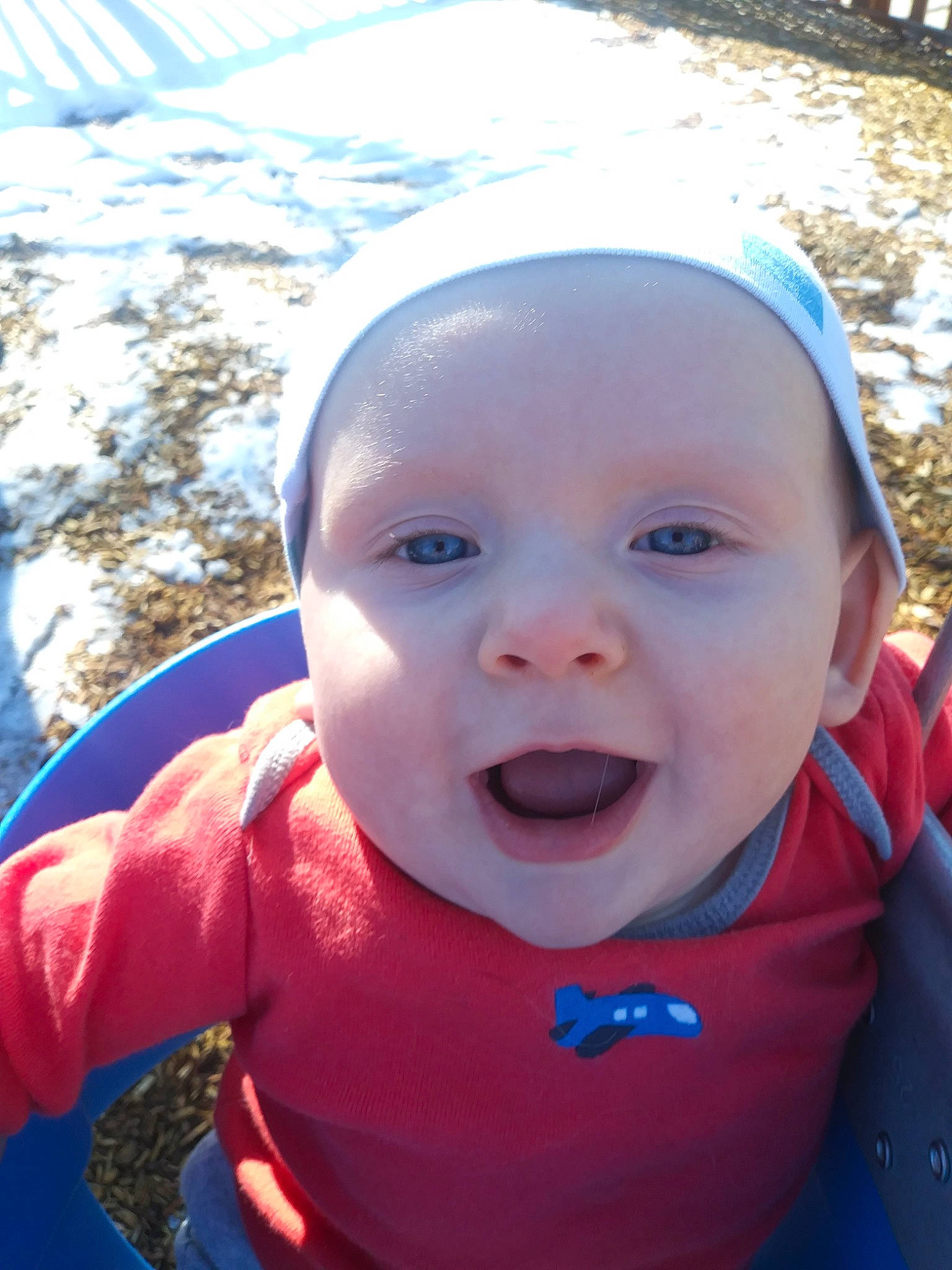 Enoch is registered to the contest to win money with this photo: baby, cheek, child, eye, face, facial_expression, fun, head, lip, mouth, person, skin, smile, toddler, vacation