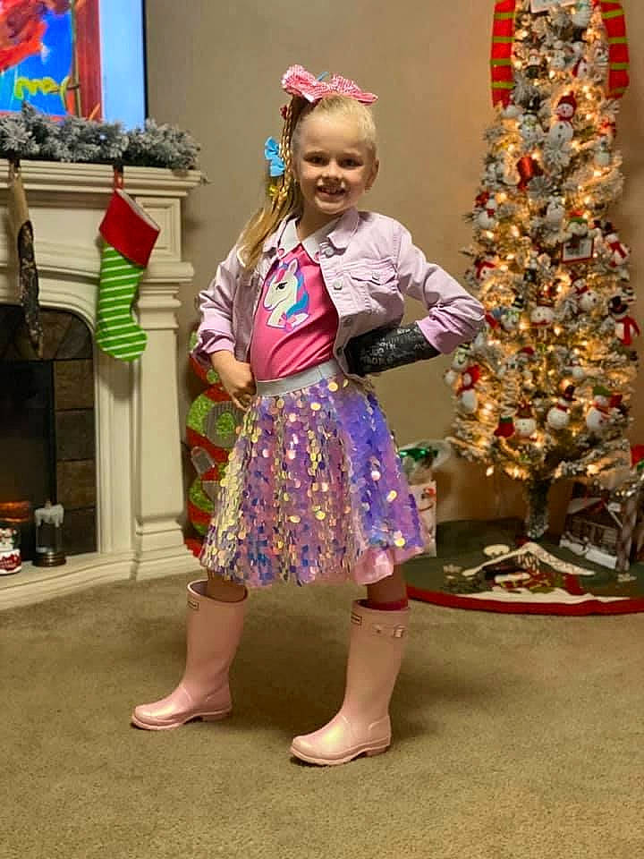 Addison joined the competition — help win amazing prizes! child, costume, joy, person