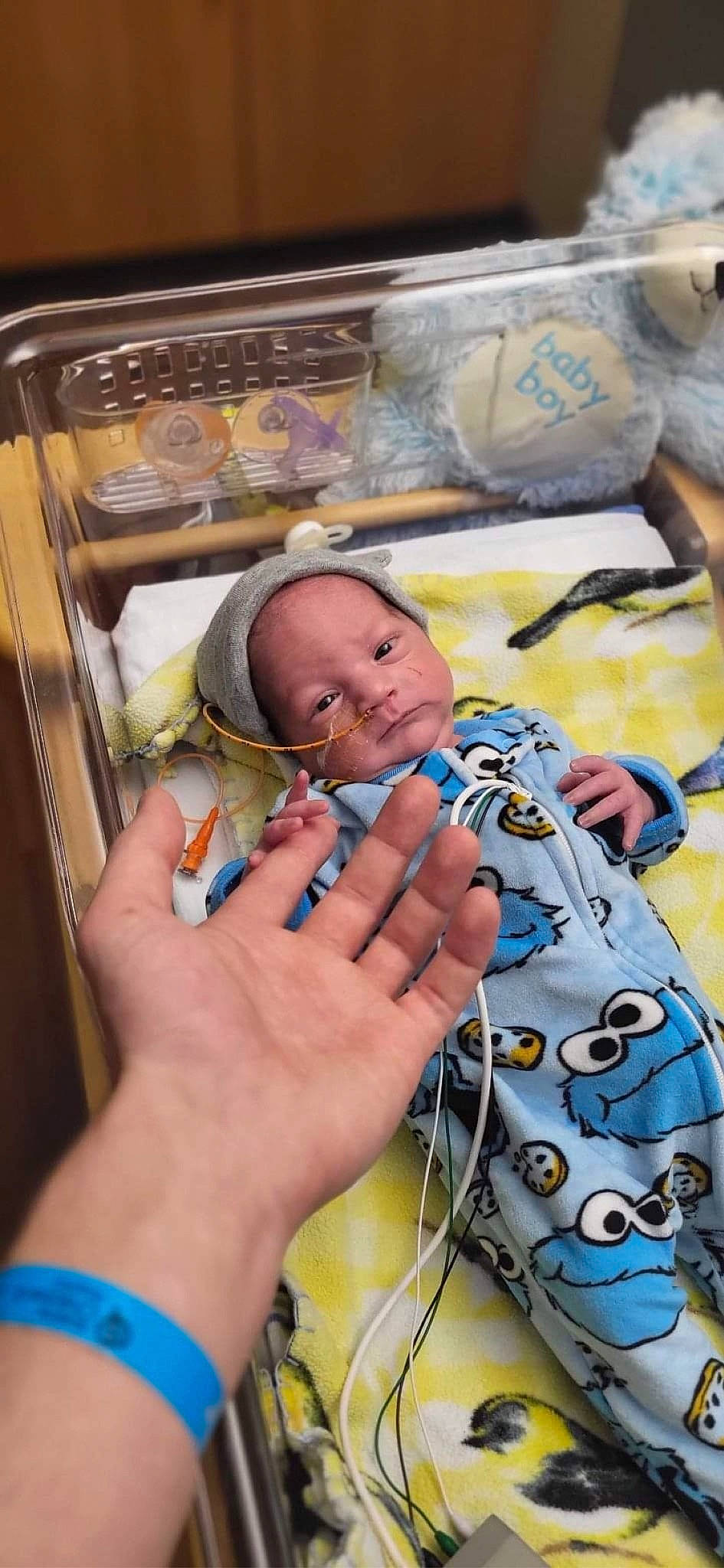 Arthur joined the competition — help win amazing prizes! baby, baby_products, baby_toddler_clothing, bedtime, child, comfort, event, finger, foot, fun, hand, infant_bed, linens, mouth, nail, nap, pattern, person, room, thumb