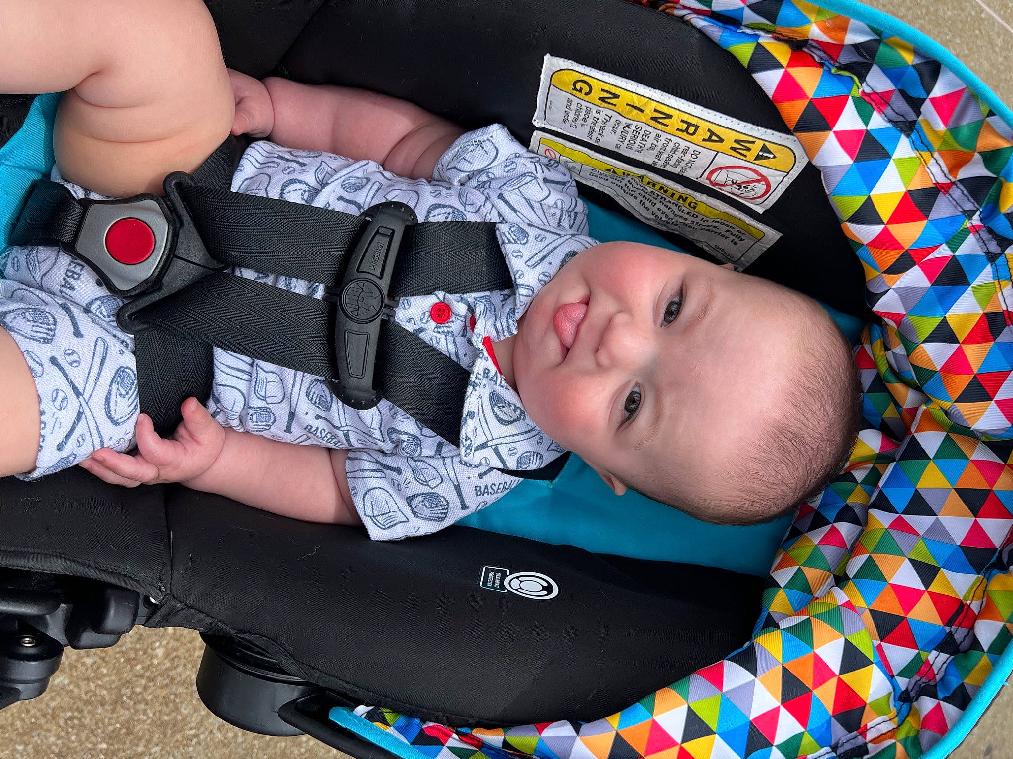 Arthur is registered to the contest to win money with this photo: auto_part, baby, baby_carriage, baby_products, baby_safety, baby_toddler_clothing, beauty, child, comfort, gesture, human_leg, nail, pattern, person, personal_protective_equipment, product, skin, thigh, thumb, toddler
