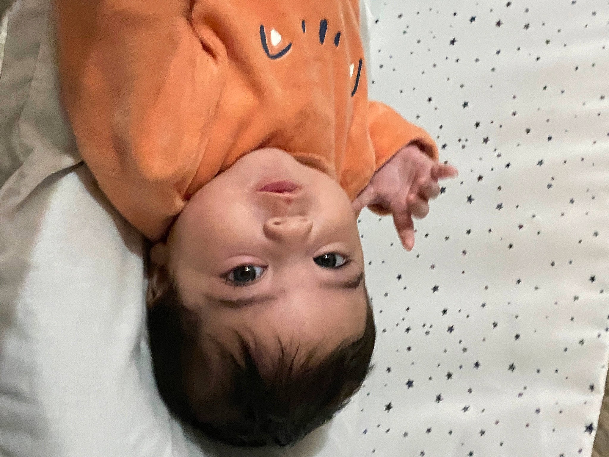 Kamila participe au concours pour gagner de l'argent avec cette photo : arm, baby, cheek, child, chin, comfort, eyebrow, eyelash, flash_photography, gesture, happy, hat, iris, lip, mouth, neck, nose, person, skin, textile