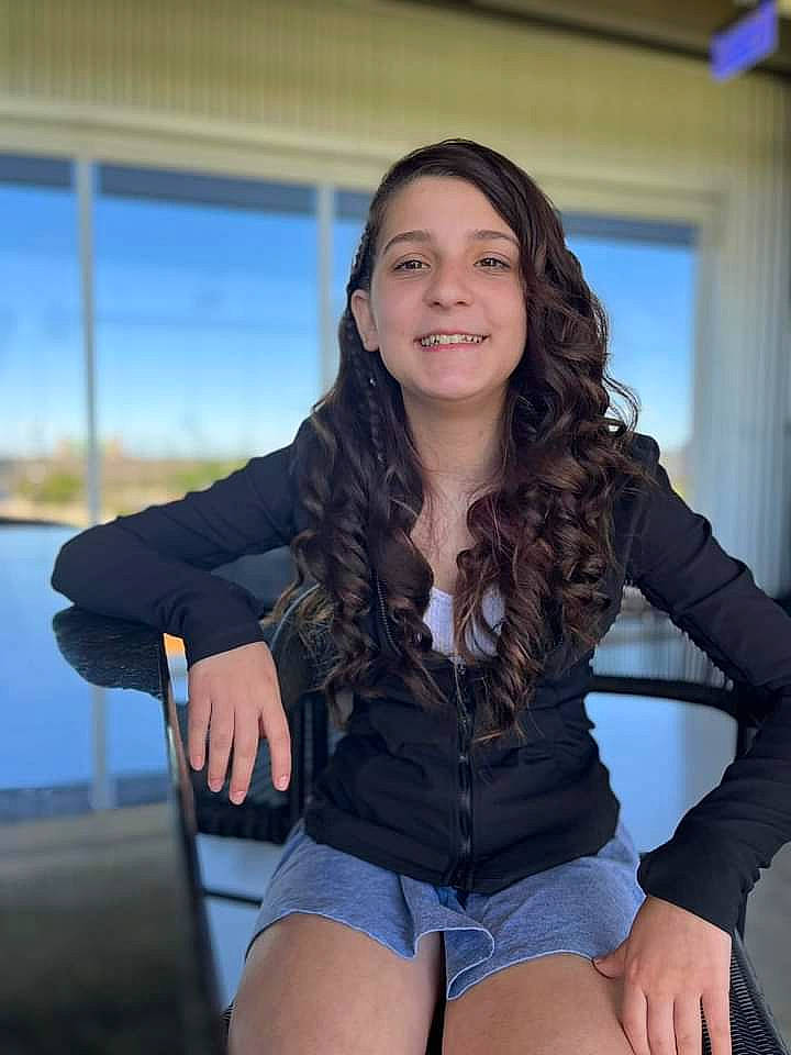 Kyra is registered to the contest to win money with this photo: abdomen, black_hair, denim, electric_blue, fashion, fashion_design, flash_photography, happy, jean_short, joint, joy, knee, leg, long_hair, person, shorts, shoulder, sleeve, smile, thigh