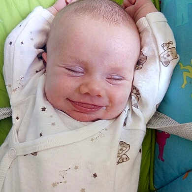 Eva participe au concours pour gagner de l'argent avec cette photo : cheek, child, day, ear, face, forehead, girl, head, infant, joy, lip, mouth, nose, person, product, skin, smile, toddler